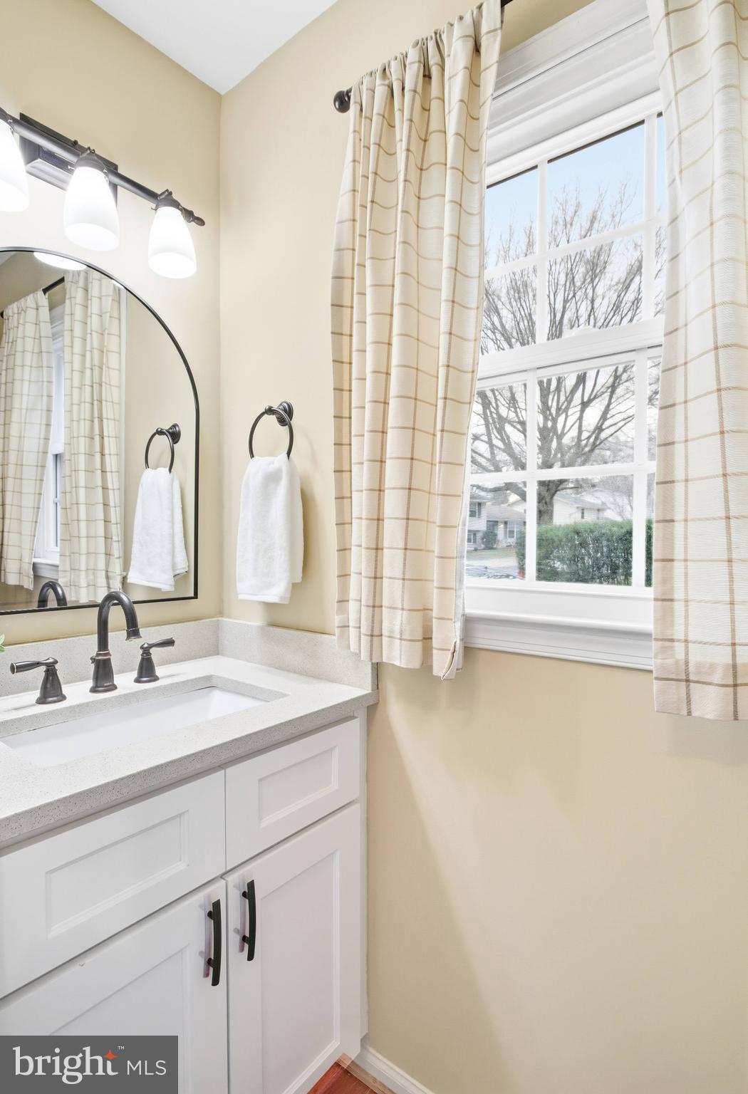 BURKE CENTRE - Residential