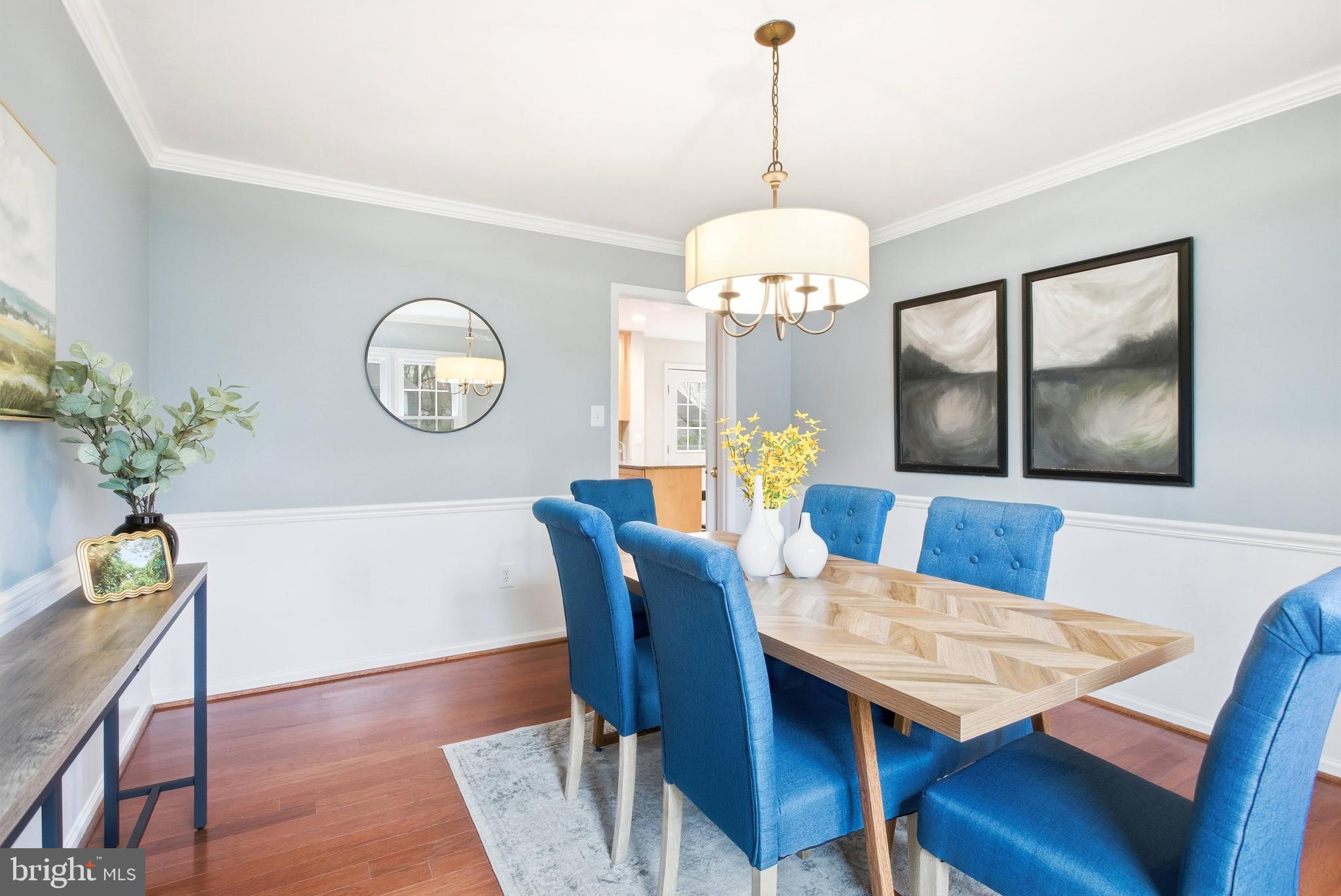 BURKE CENTRE - Residential