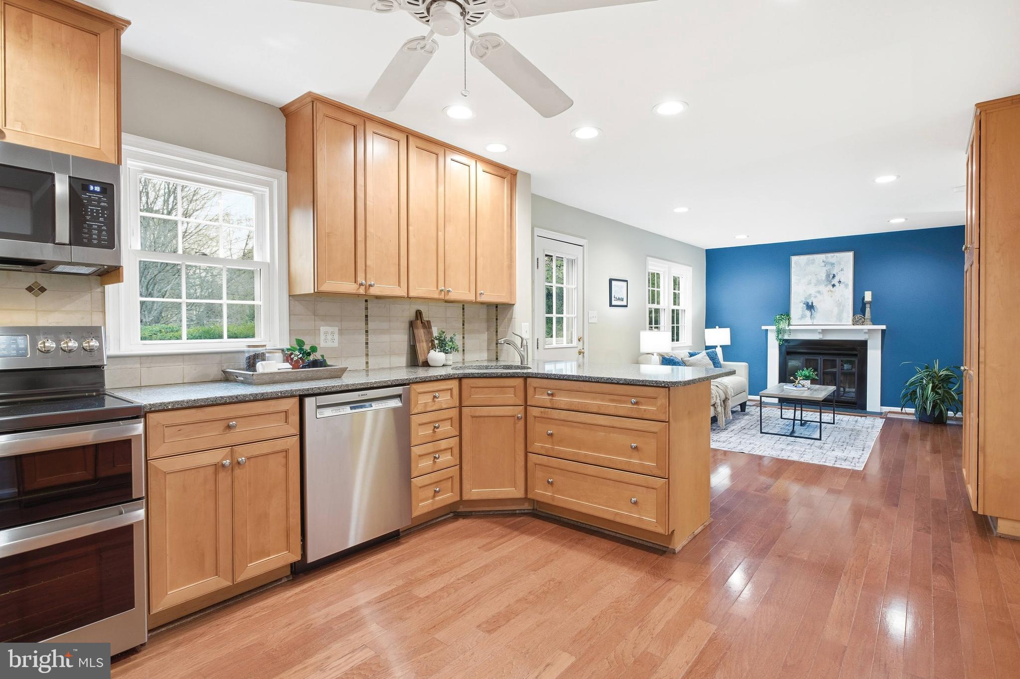 BURKE CENTRE - Residential