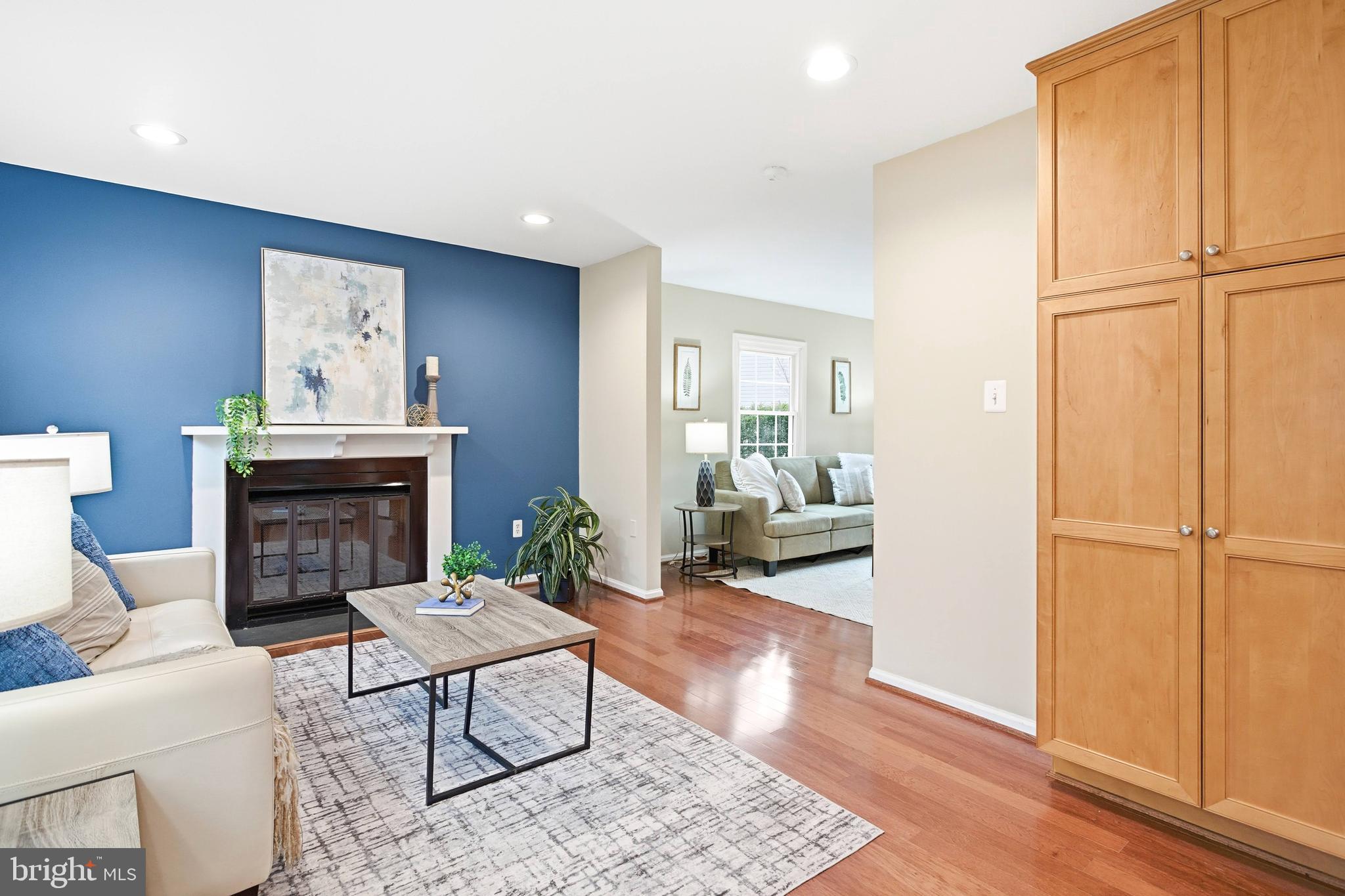 BURKE CENTRE - Residential