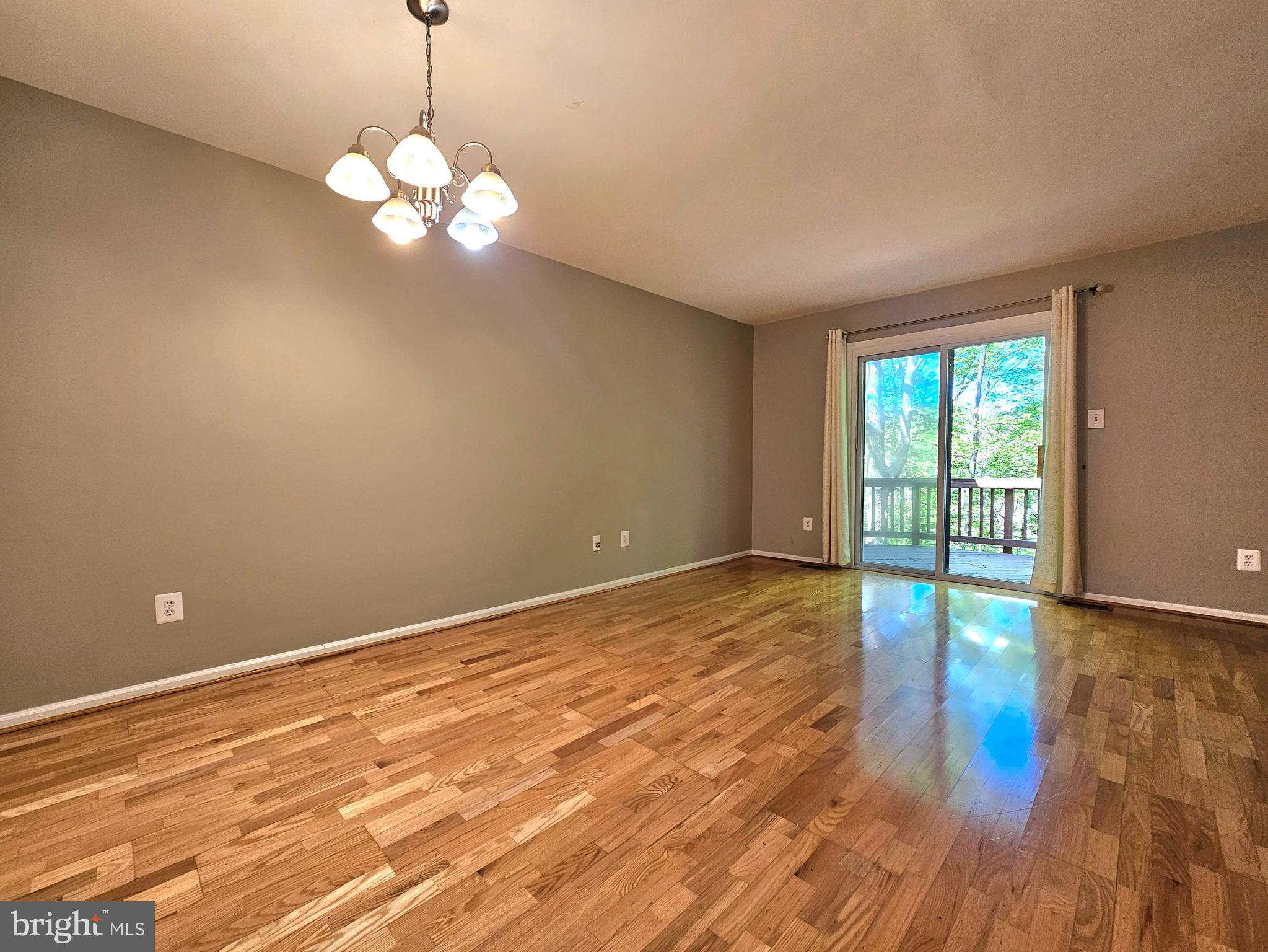 SPRINGFIELD OAKS - Residential Lease