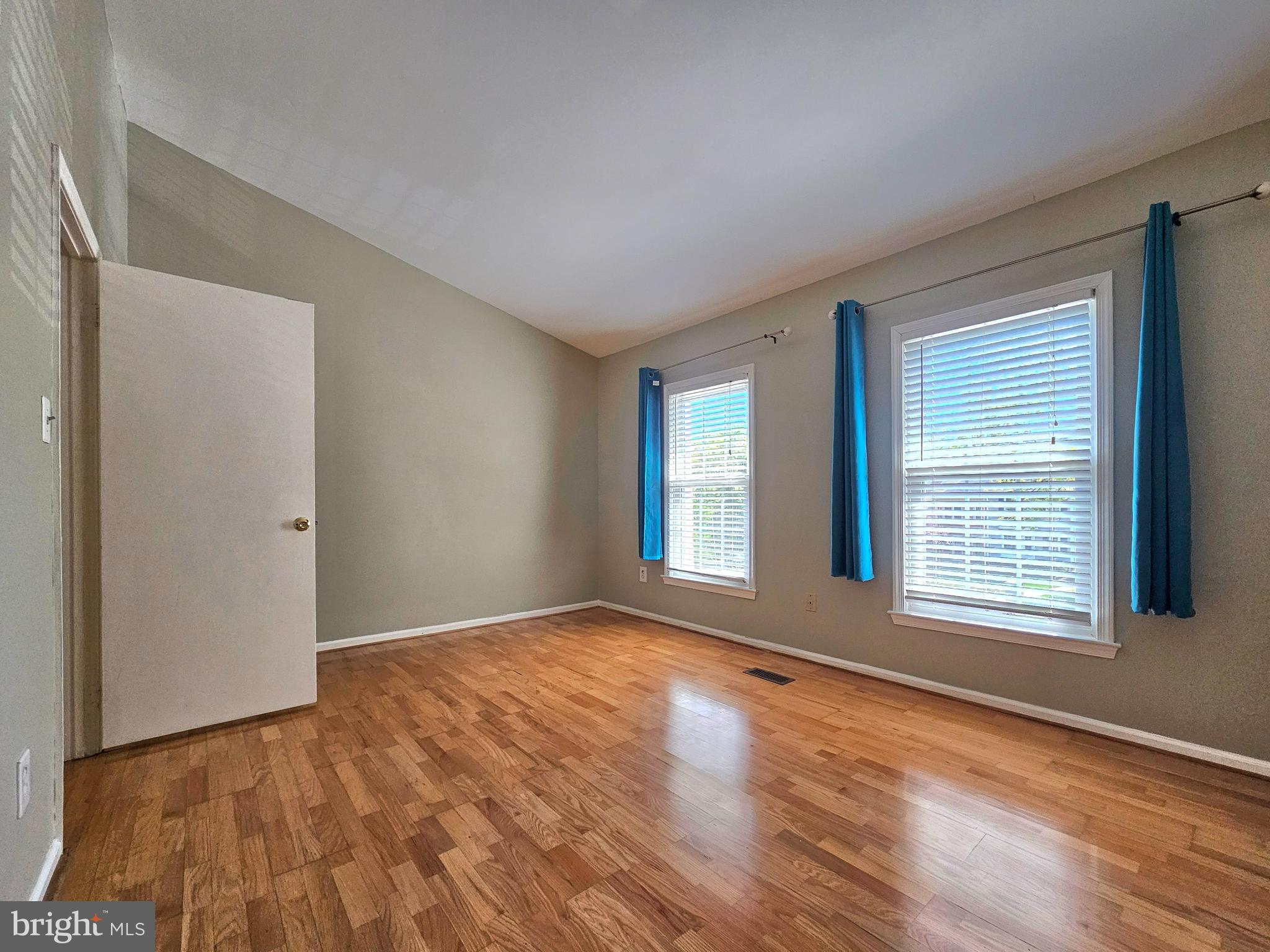 SPRINGFIELD OAKS - Residential Lease