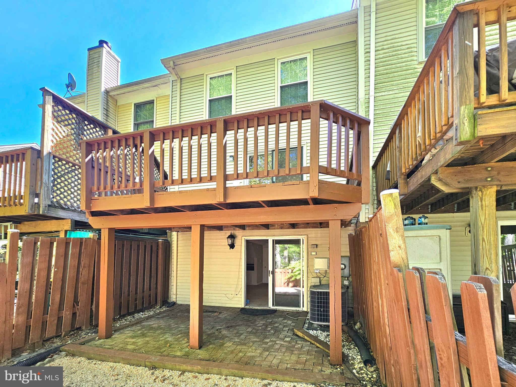 SPRINGFIELD OAKS - Residential Lease