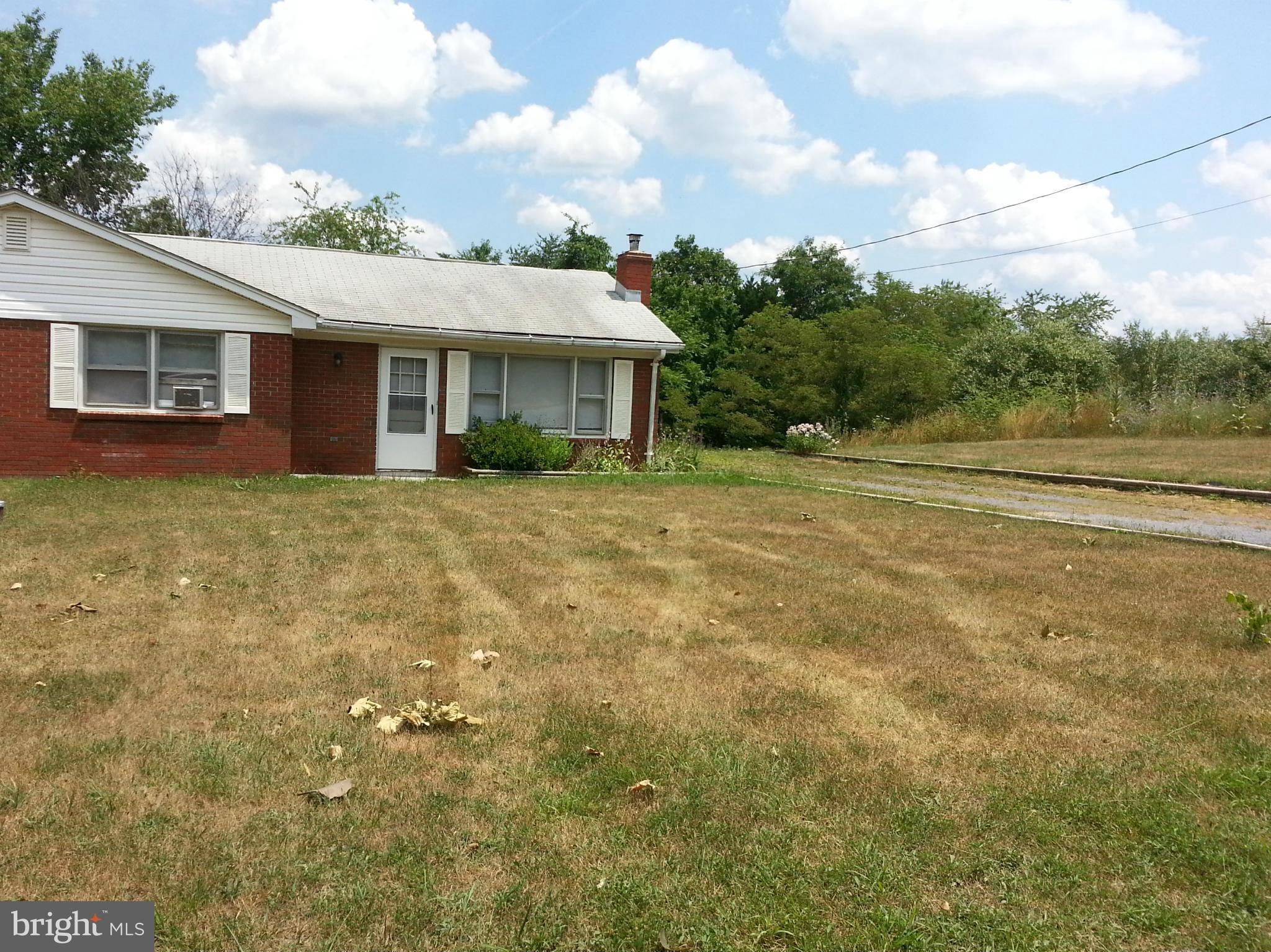 That country feel for less! Large bedrooms, lots of storage and acreage to spread out - 1/2 of duplex situate on 2 acres with wonderful views of the countryside. 15-20 minutes to Winchester, located on the east side of Capon Bridge.
