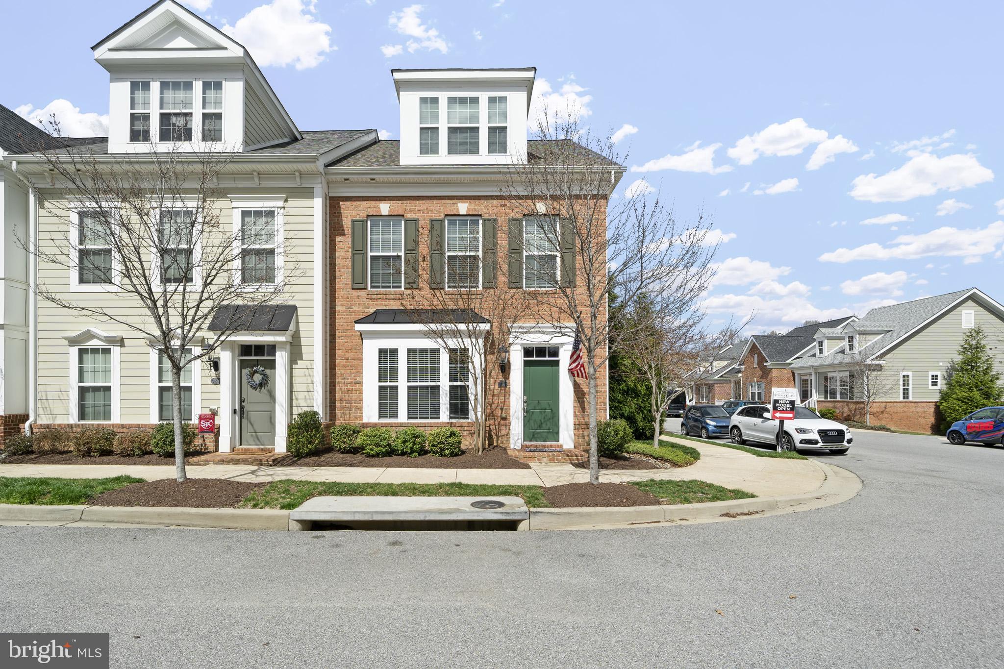 THE VILLAGES OF STEEPLECHASE - Residential