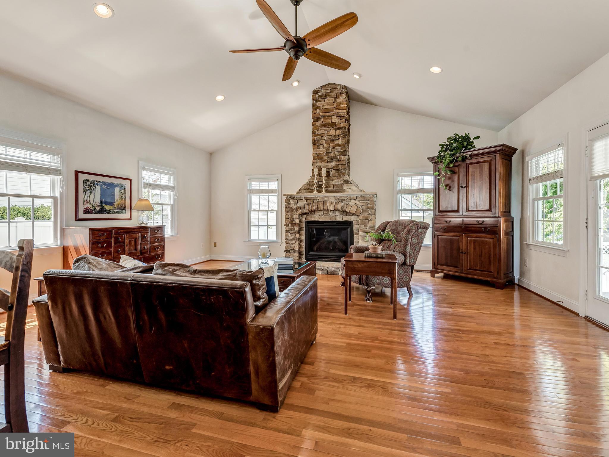 VILLAGES OF URBANA - Residential