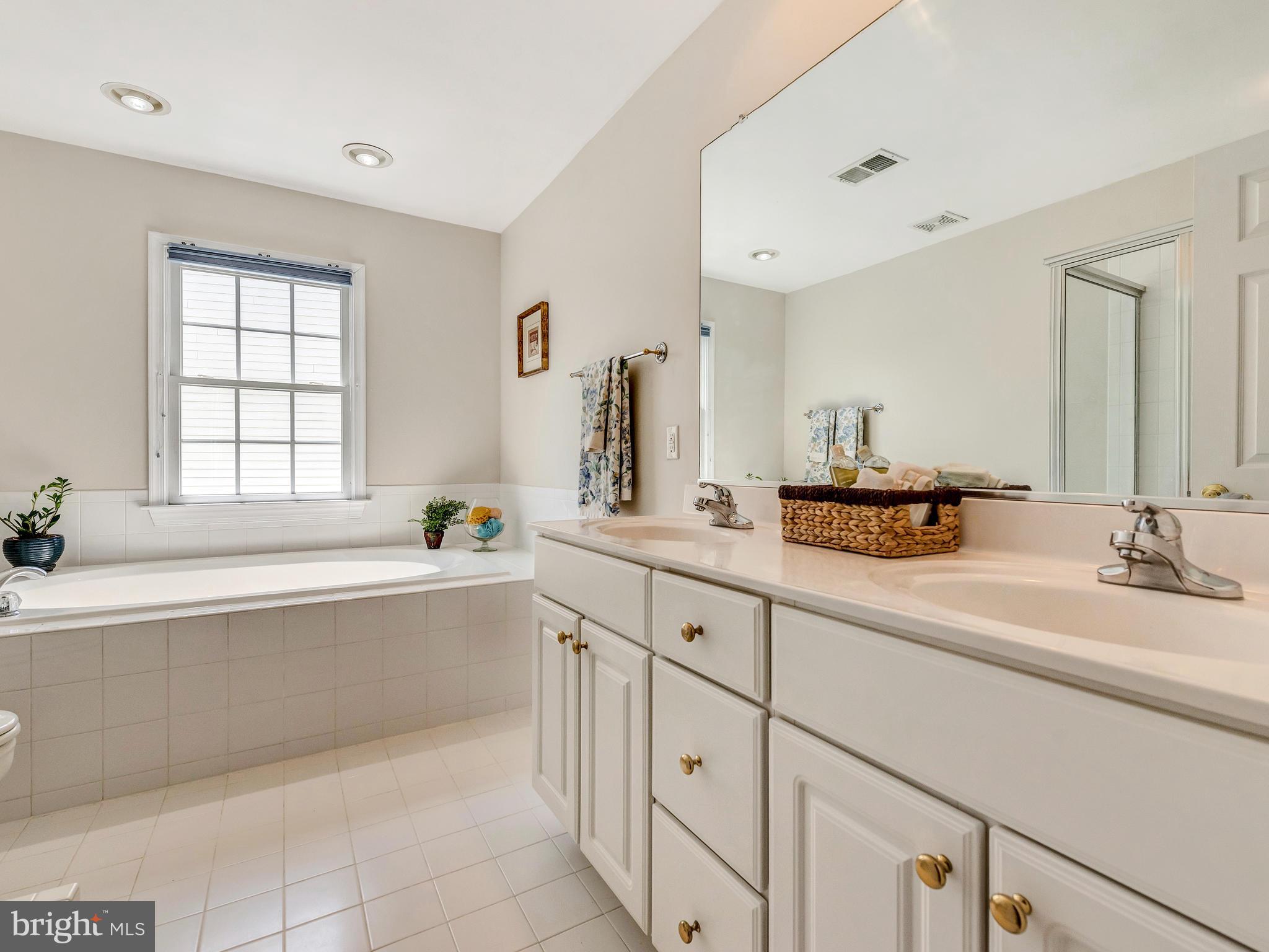 VILLAGES OF URBANA - Residential