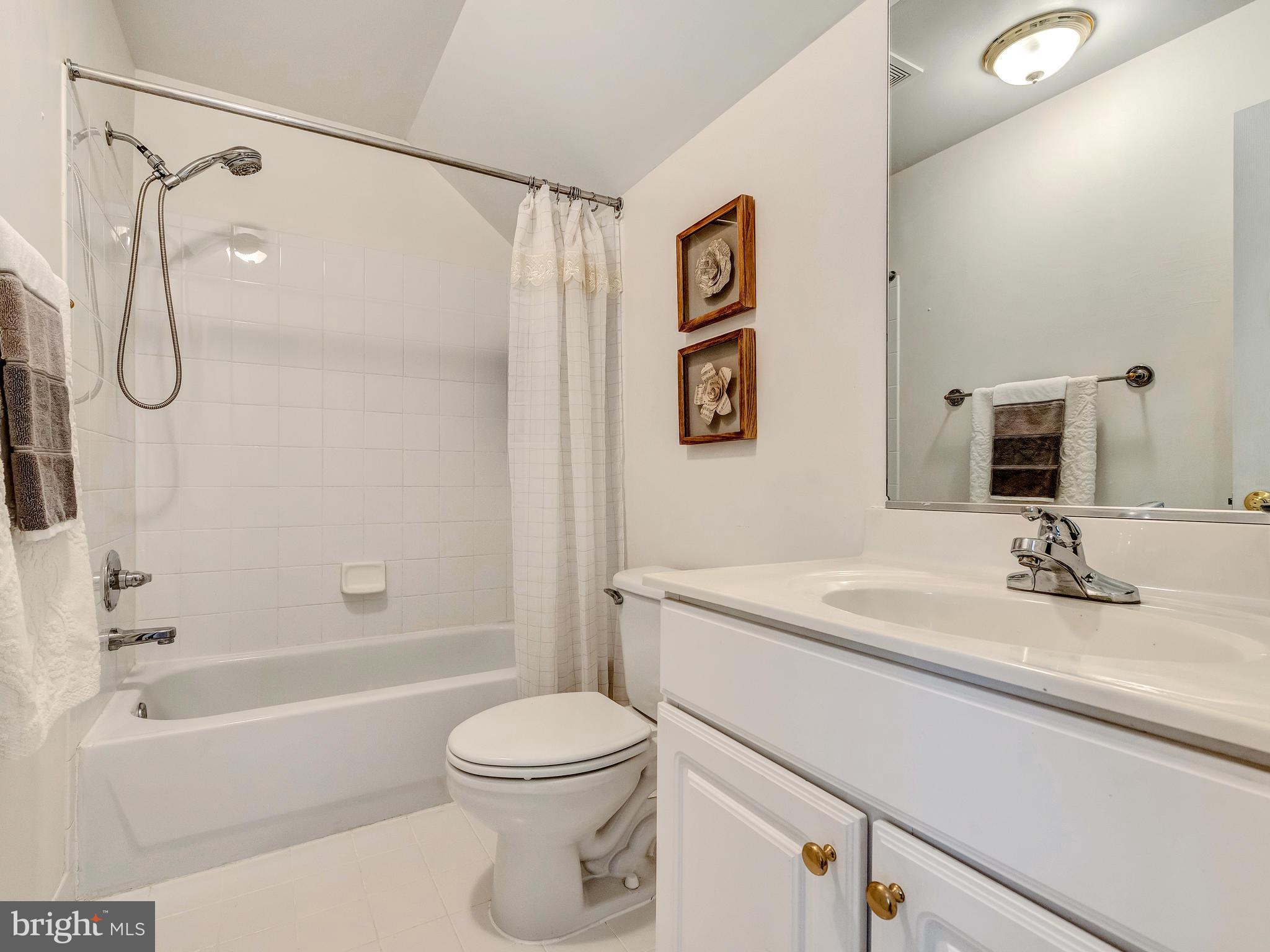 VILLAGES OF URBANA - Residential