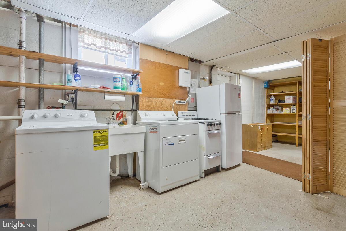 MILLER ESTATES - Residential