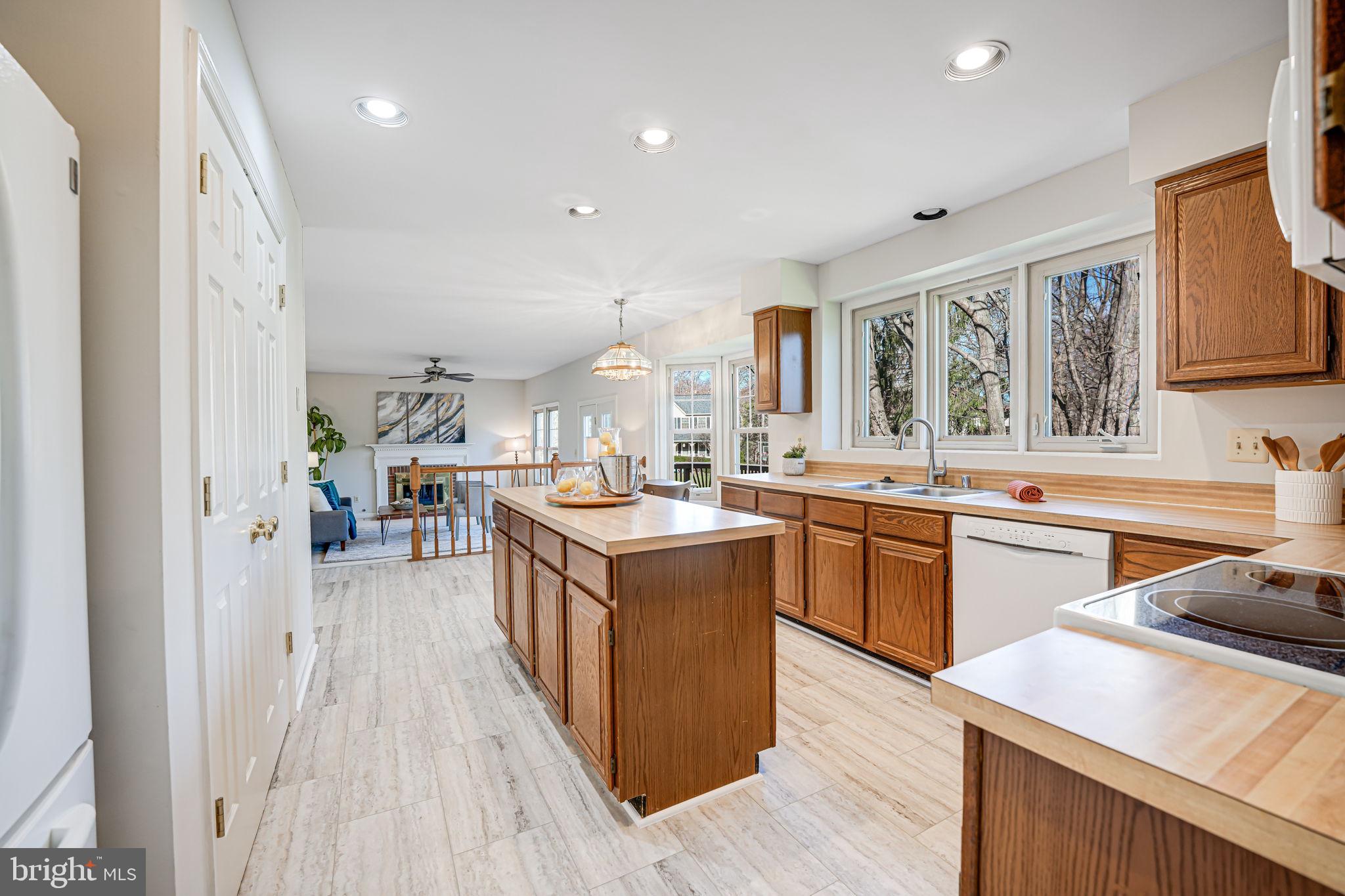 OLD BRIDGE ESTATES - Residential