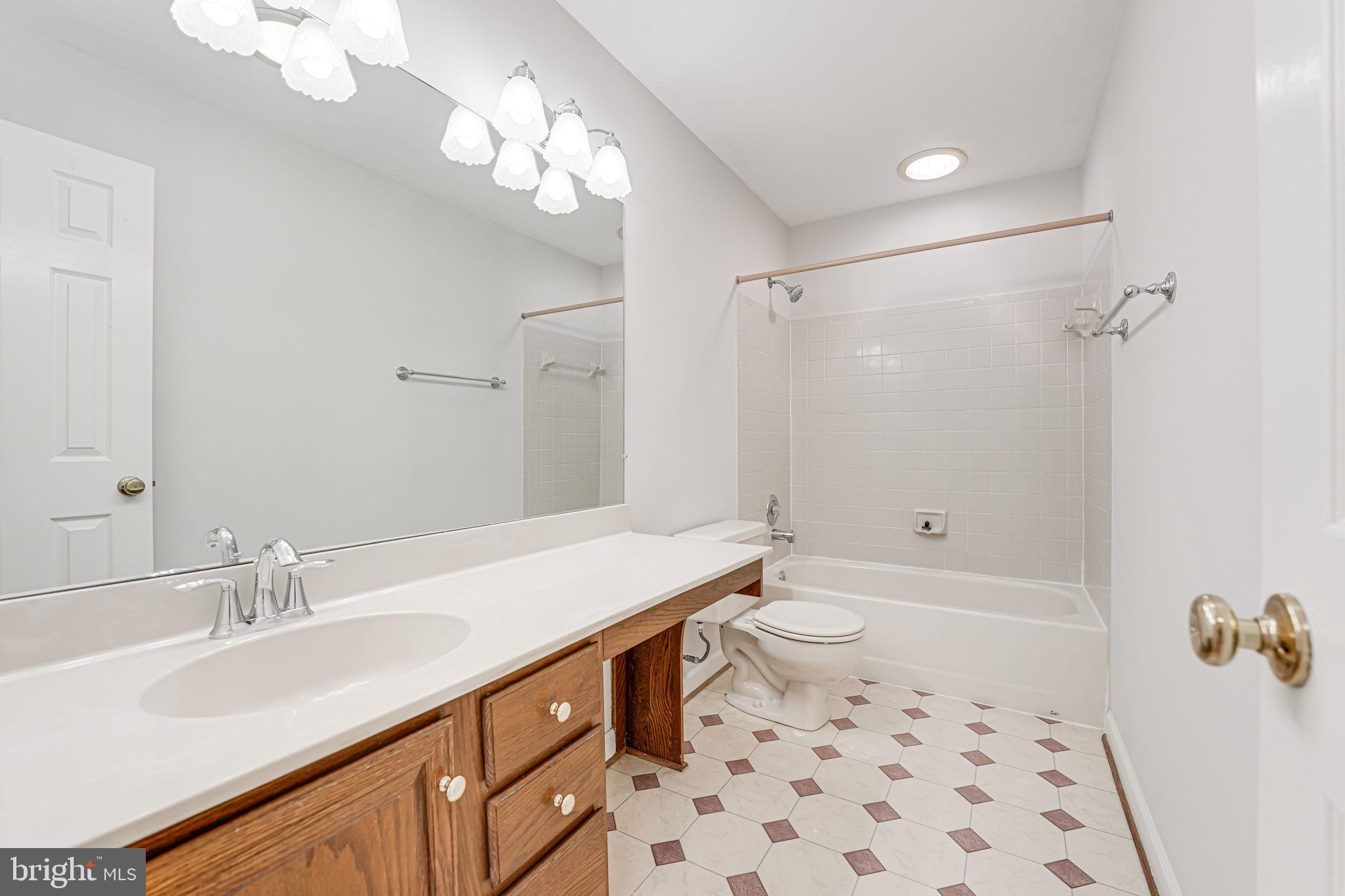 OLD BRIDGE ESTATES - Residential