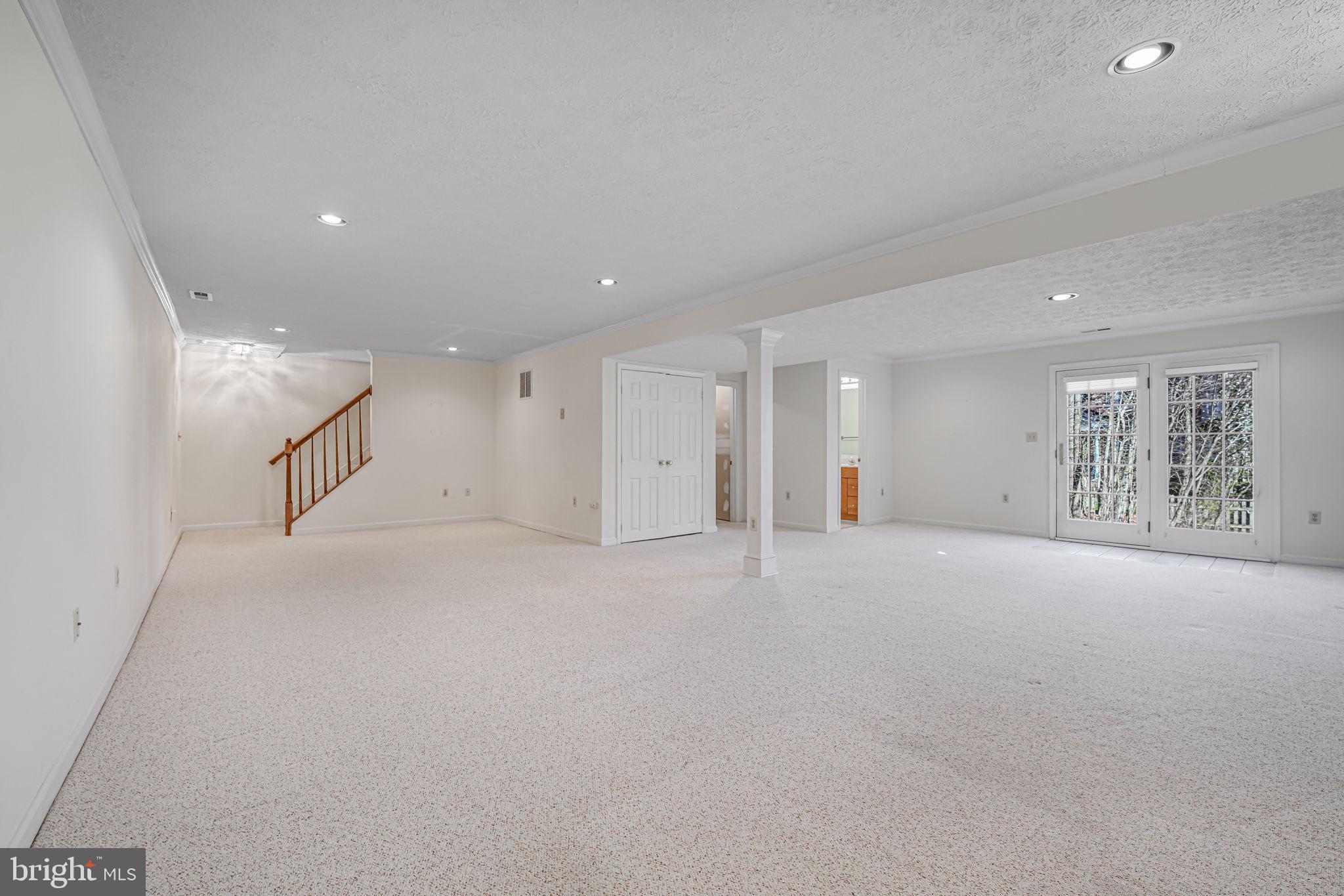 OLD BRIDGE ESTATES - Residential