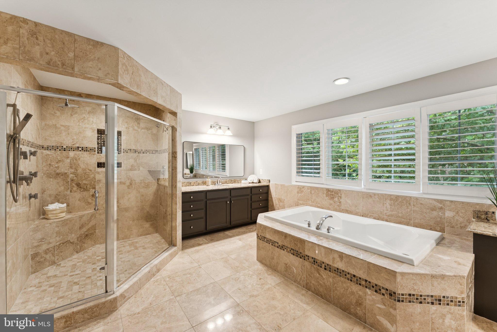 NICOLE MARIE COURT - Residential Lease