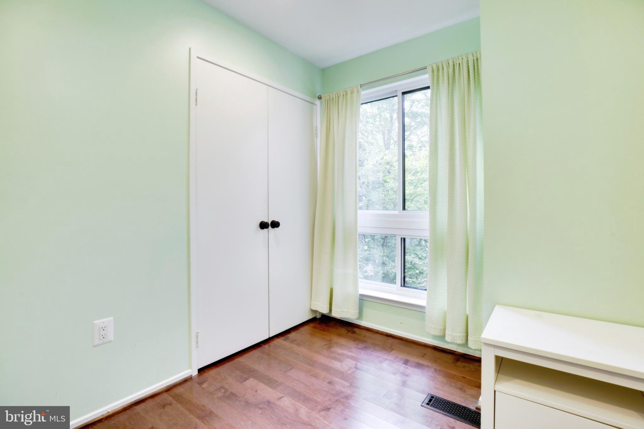 CHESTERFIELD MEWS - Residential