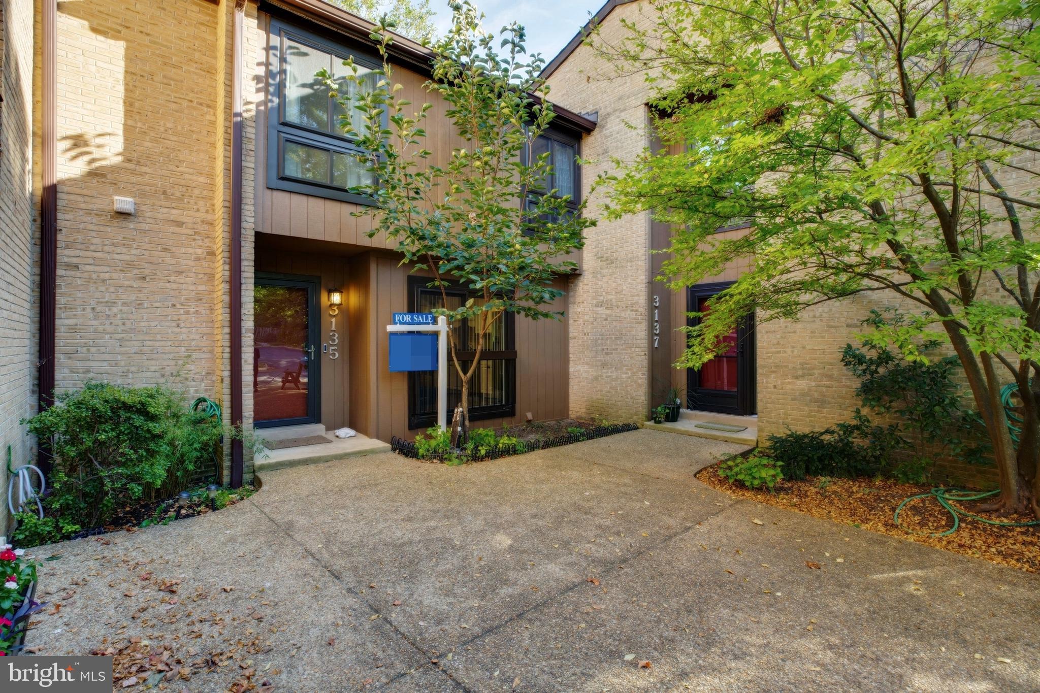 CHESTERFIELD MEWS - Residential