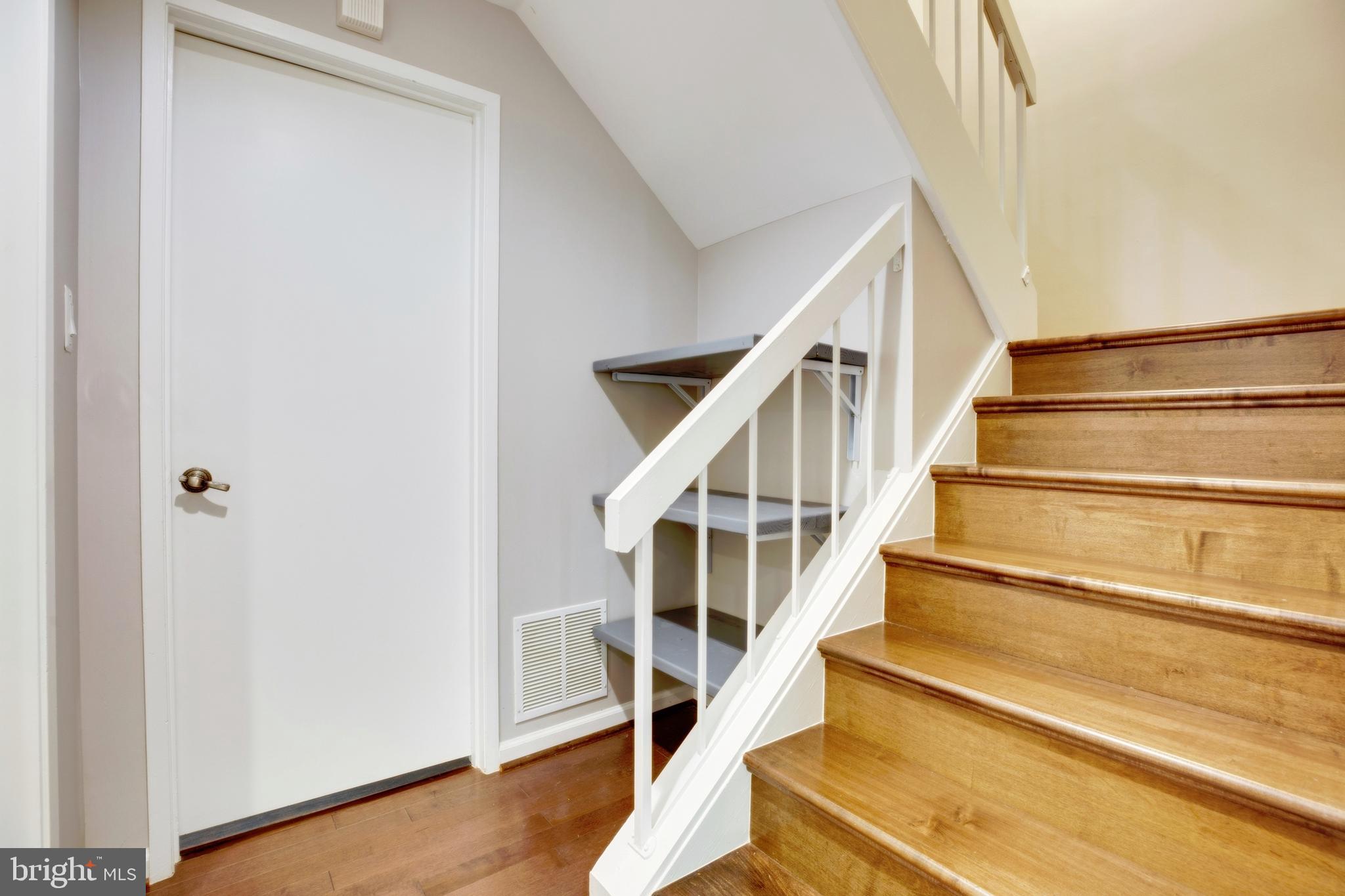 CHESTERFIELD MEWS - Residential