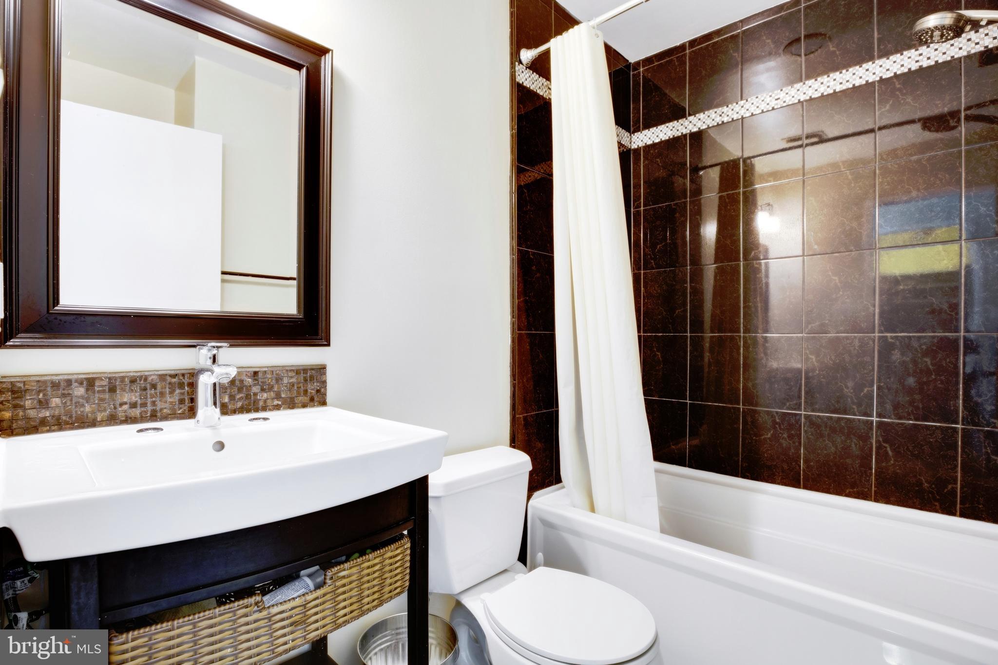 CHESTERFIELD MEWS - Residential