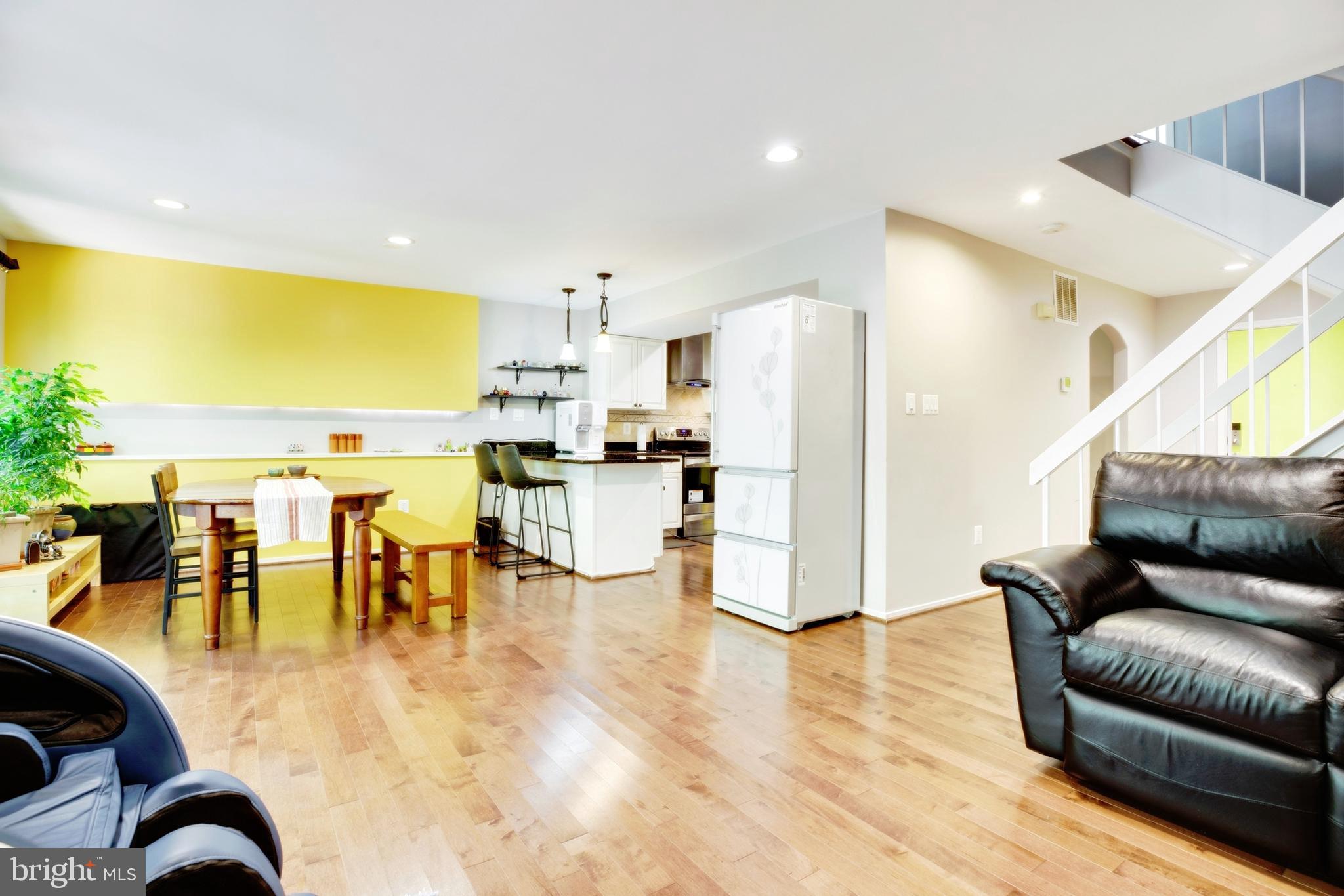 CHESTERFIELD MEWS - Residential