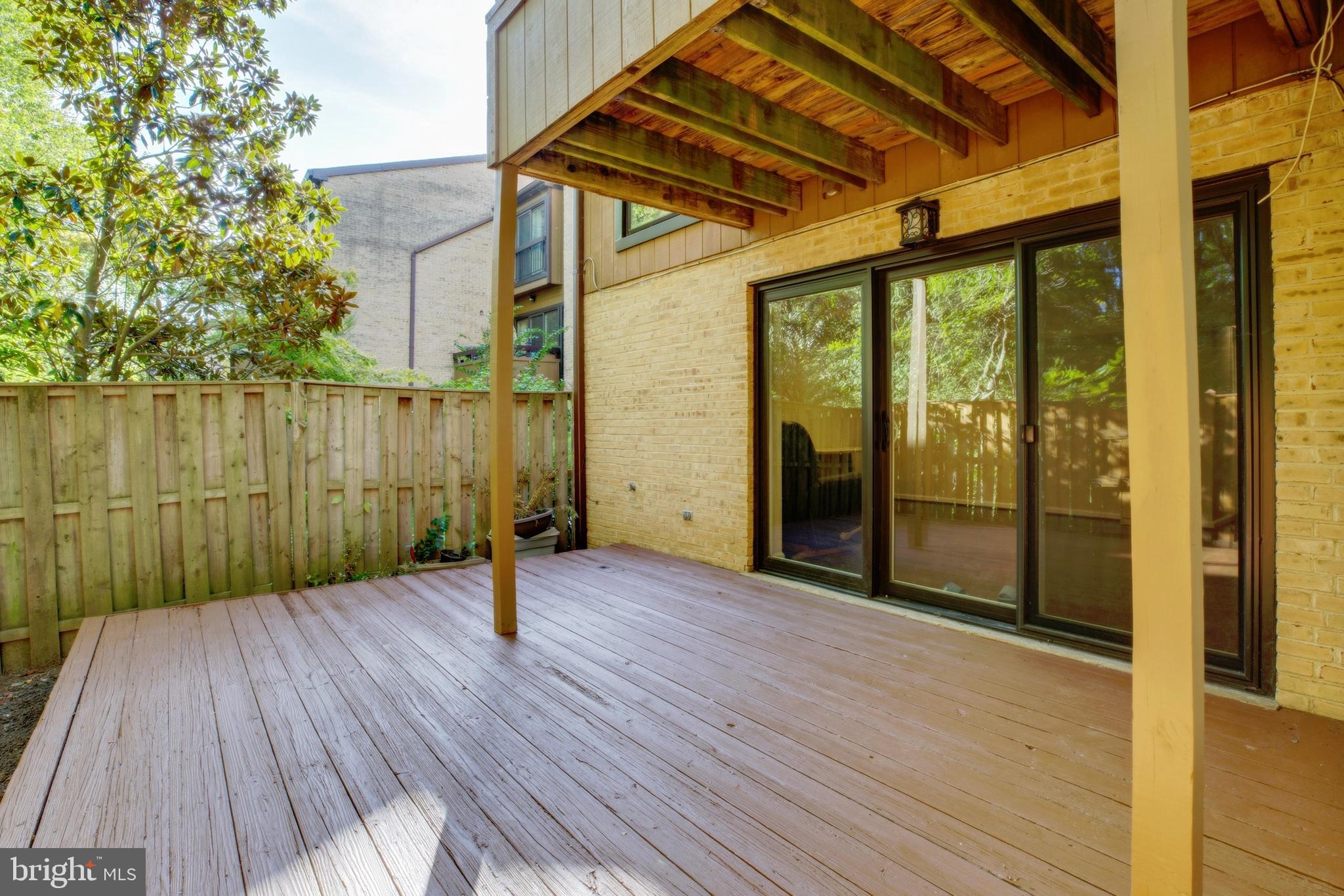 CHESTERFIELD MEWS - Residential