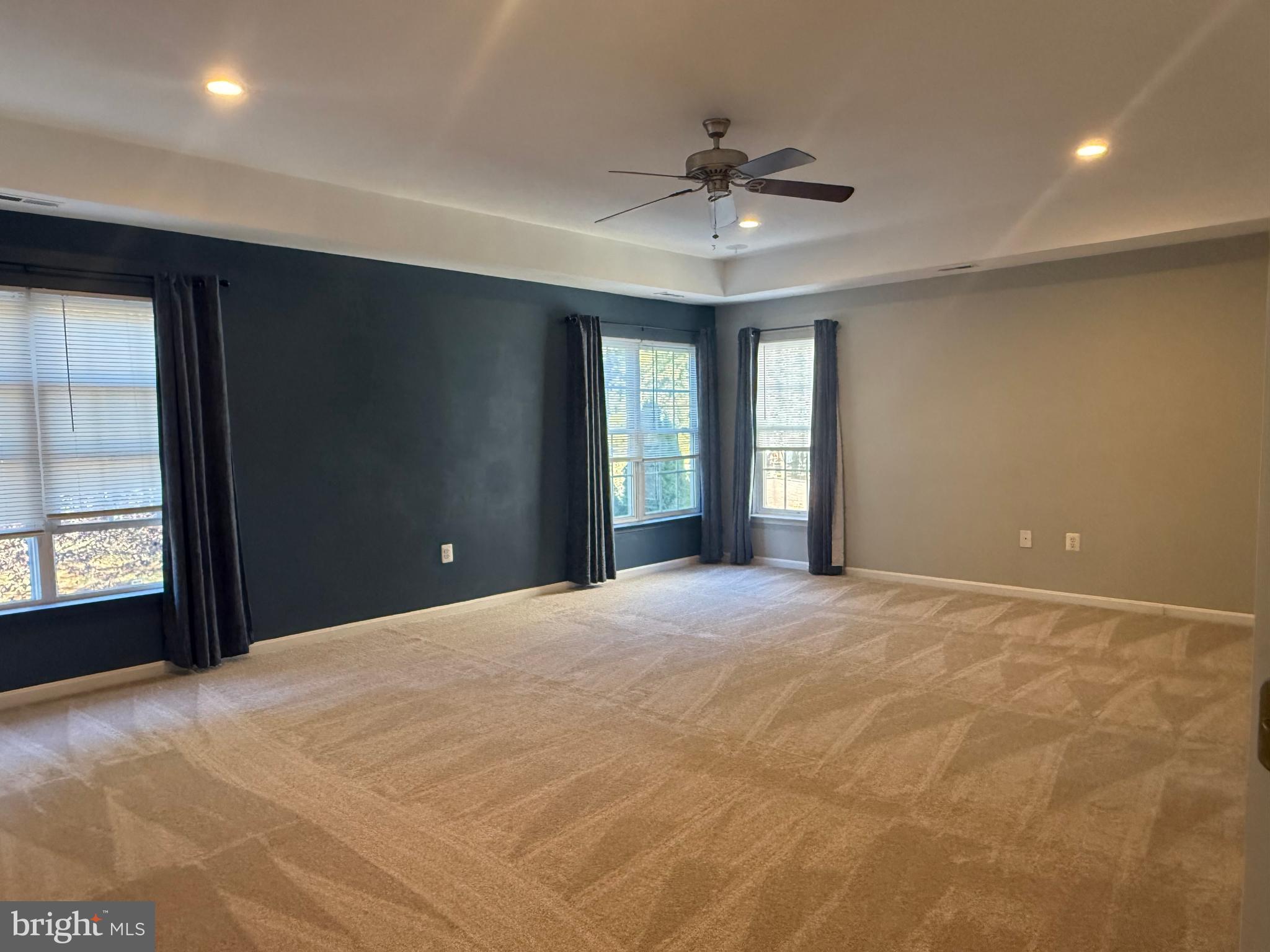 PEMBROOKE - Residential Lease