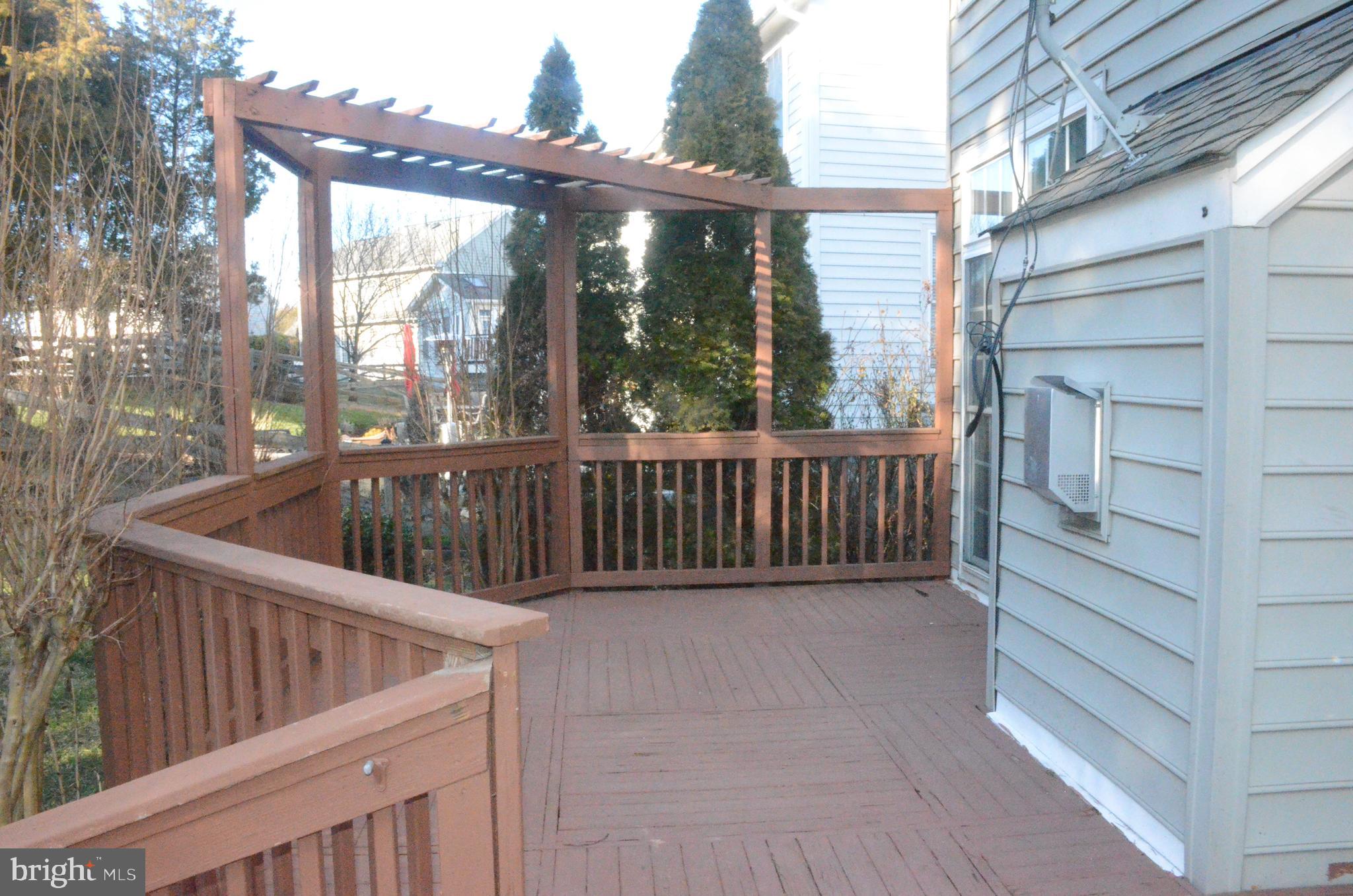 PEMBROOKE - Residential Lease