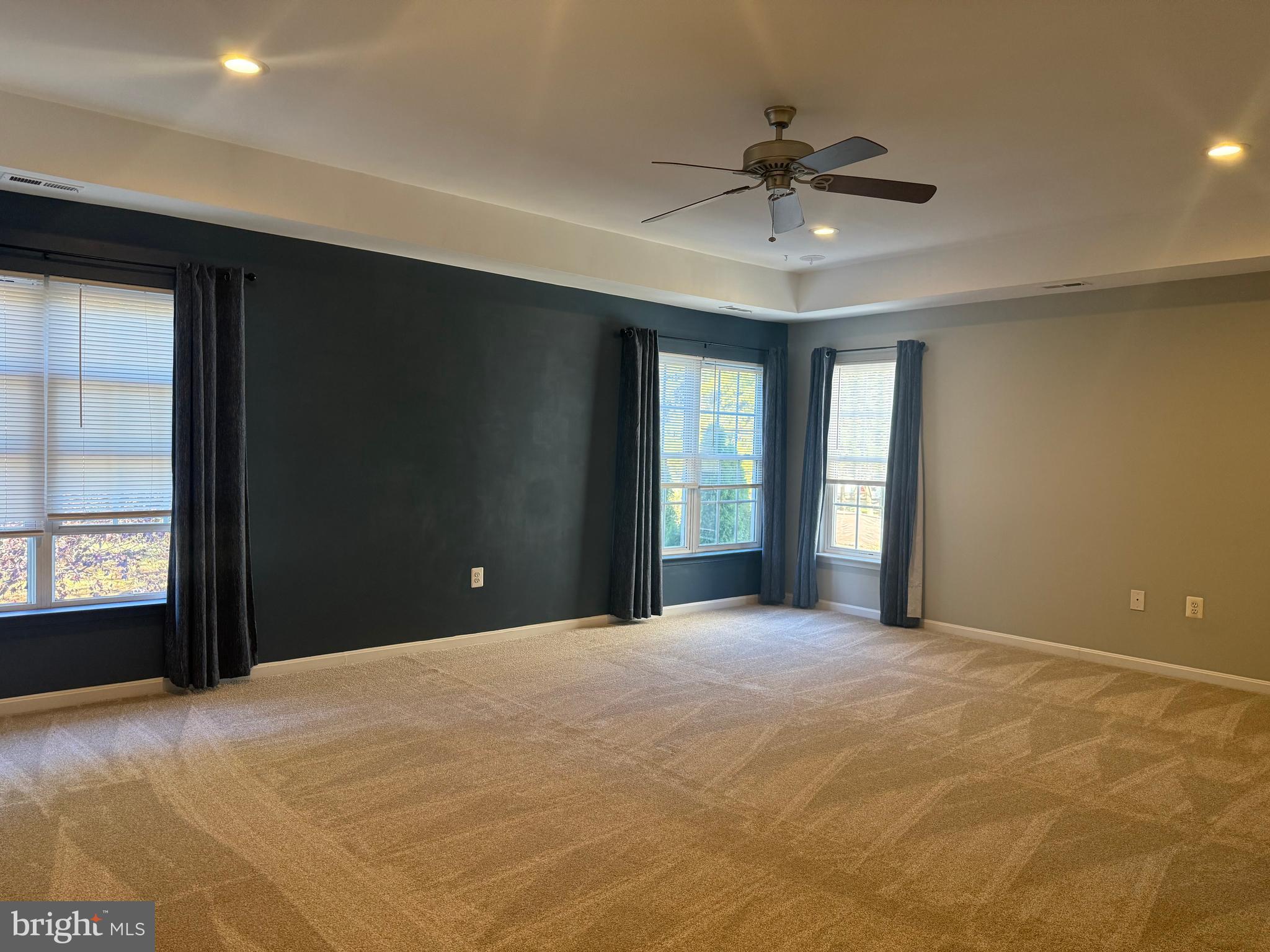 PEMBROOKE - Residential Lease