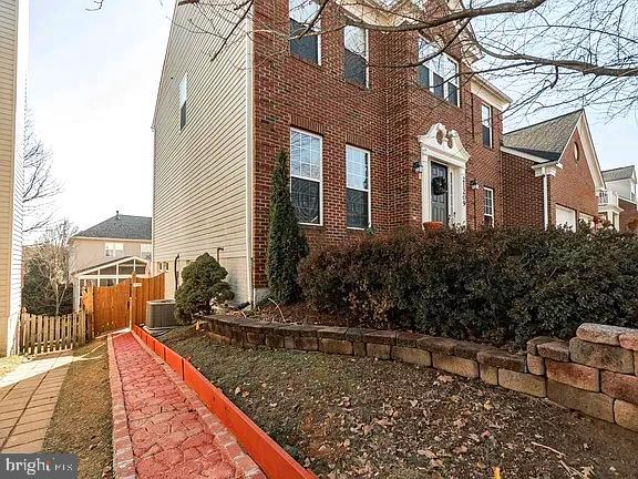 SENECA CROSSING - Residential Lease