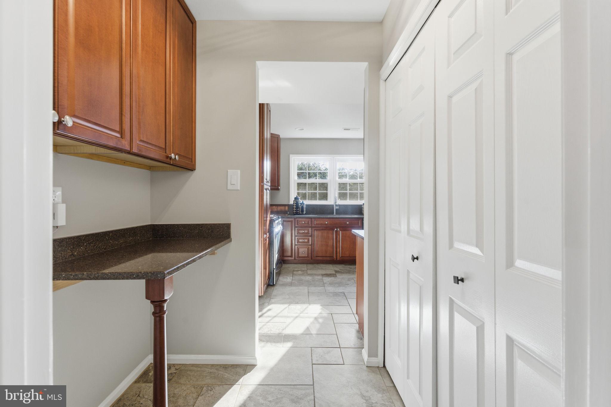 ASHBURN VILLAGE - Residential