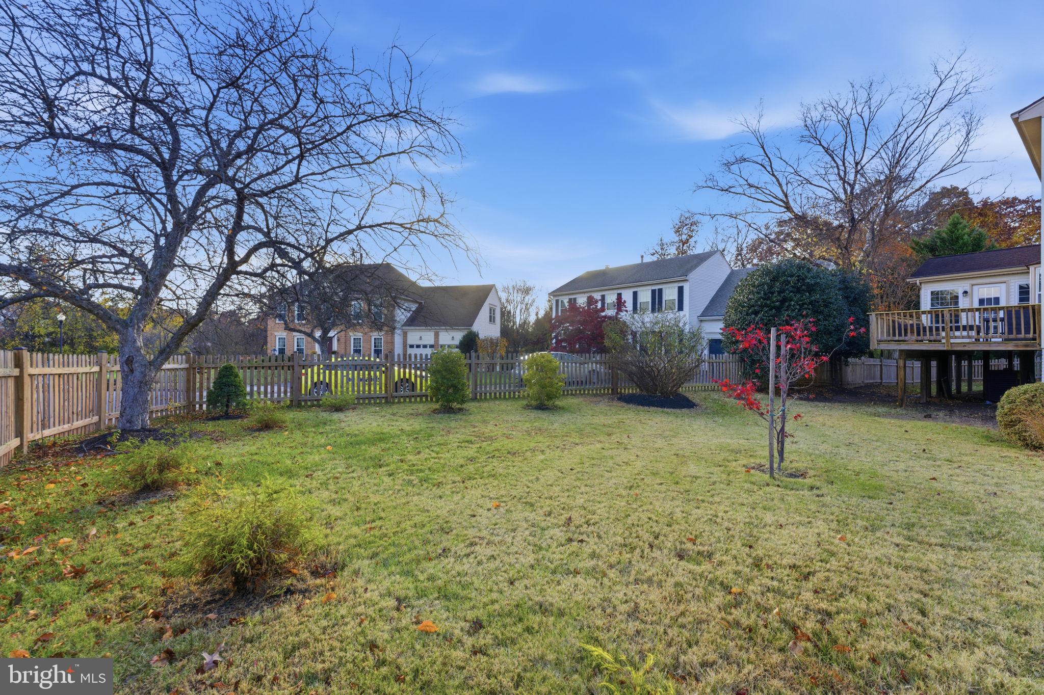 ASHBURN VILLAGE - Residential