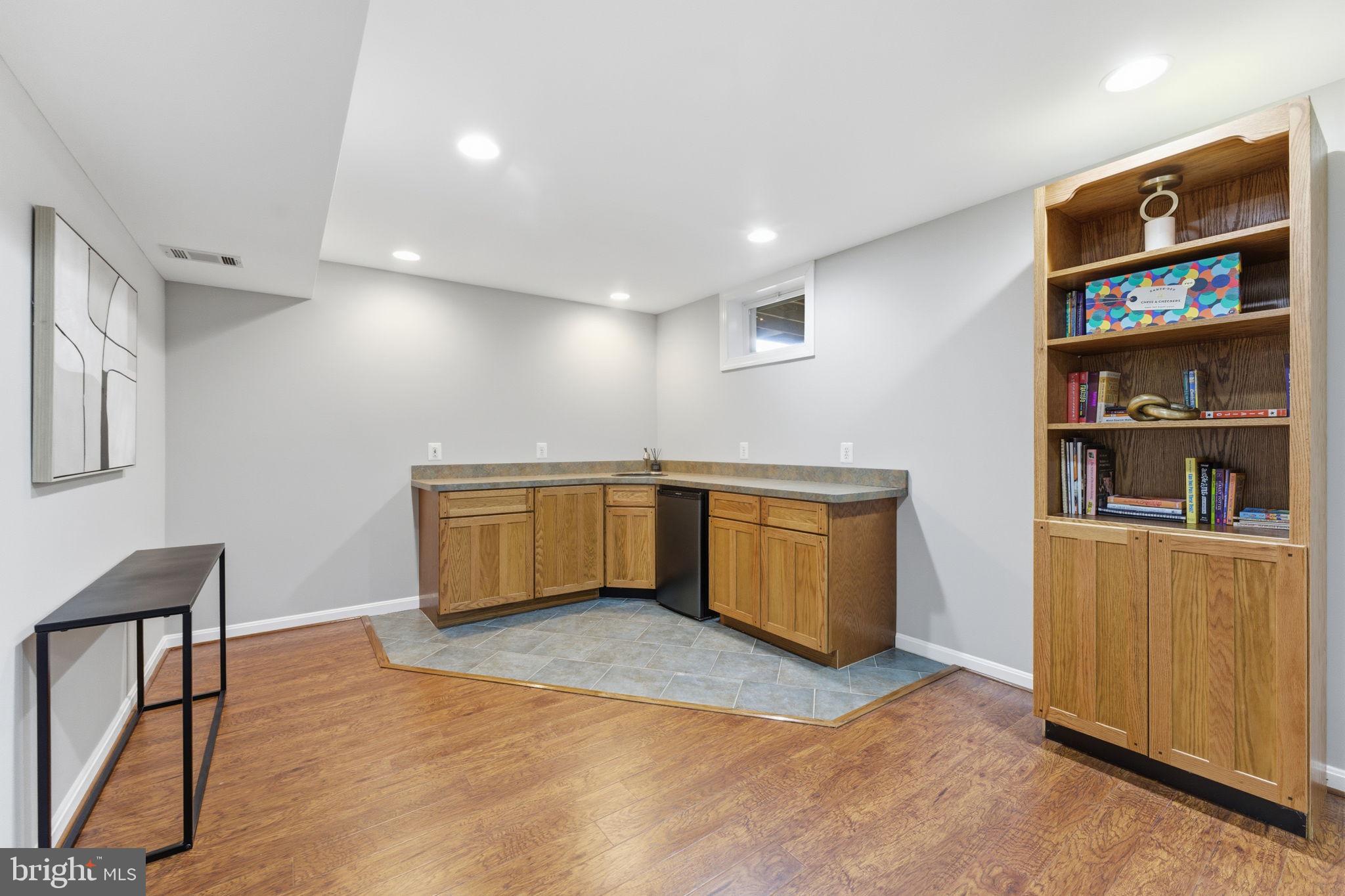 ASHBURN VILLAGE - Residential