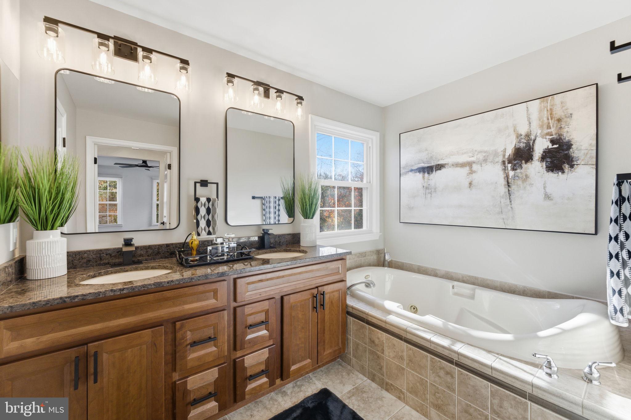 ASHBURN VILLAGE - Residential