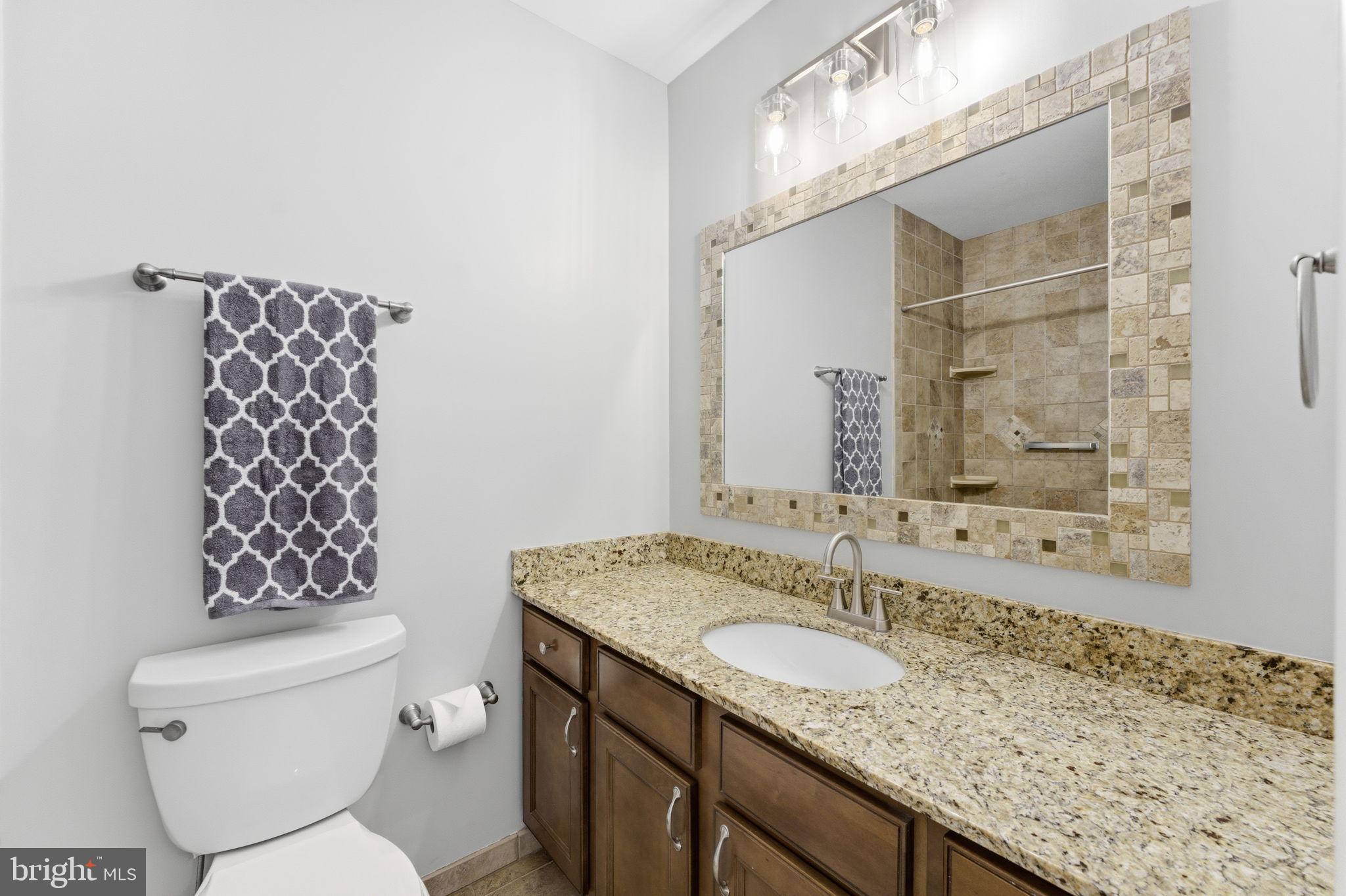 ASHBURN VILLAGE - Residential