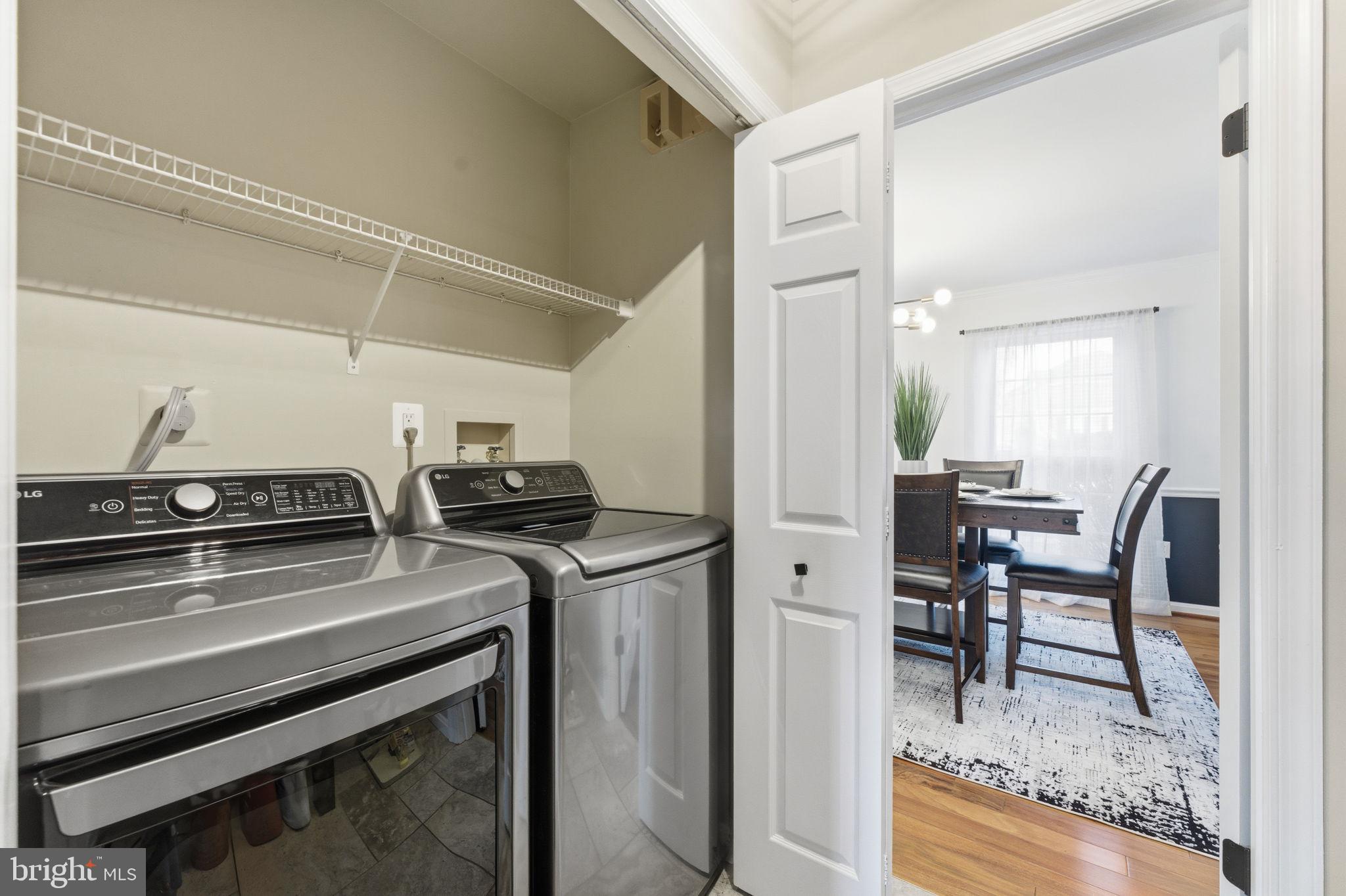 ASHBURN VILLAGE - Residential