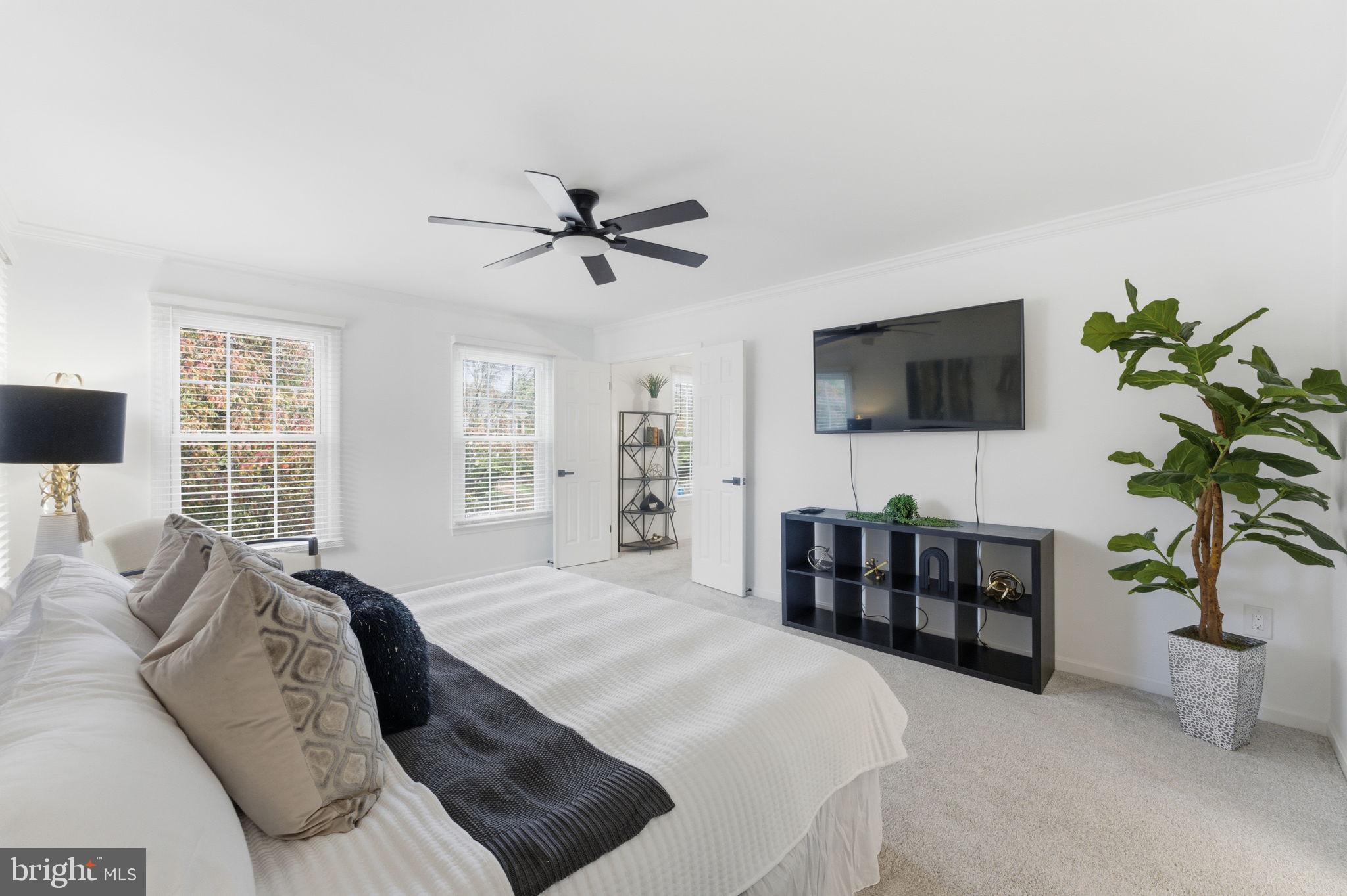 ASHBURN VILLAGE - Residential