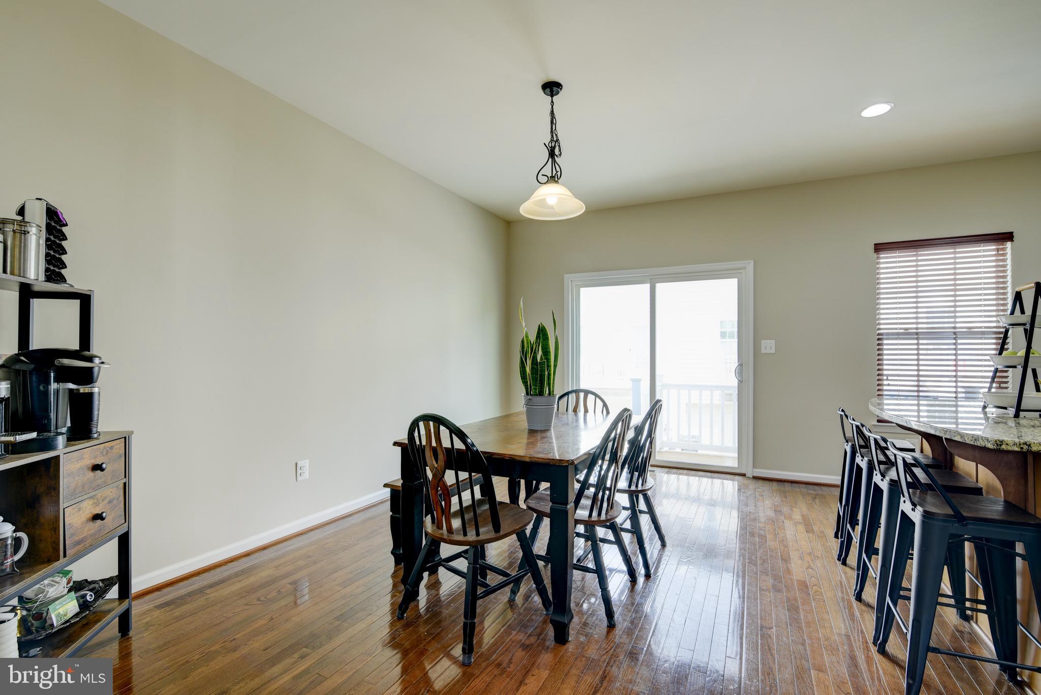 HEATHCOTE COMMONS CONDOMINIUMS - Residential Lease