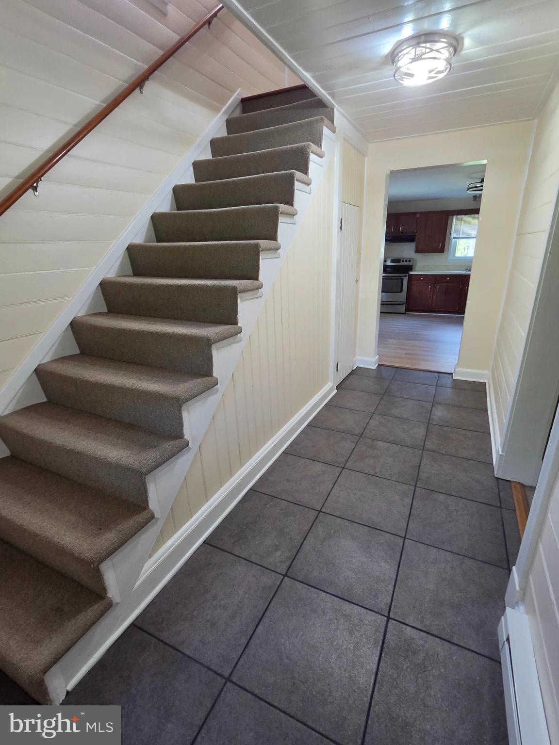 7689 LEEDS MANOR ROAD