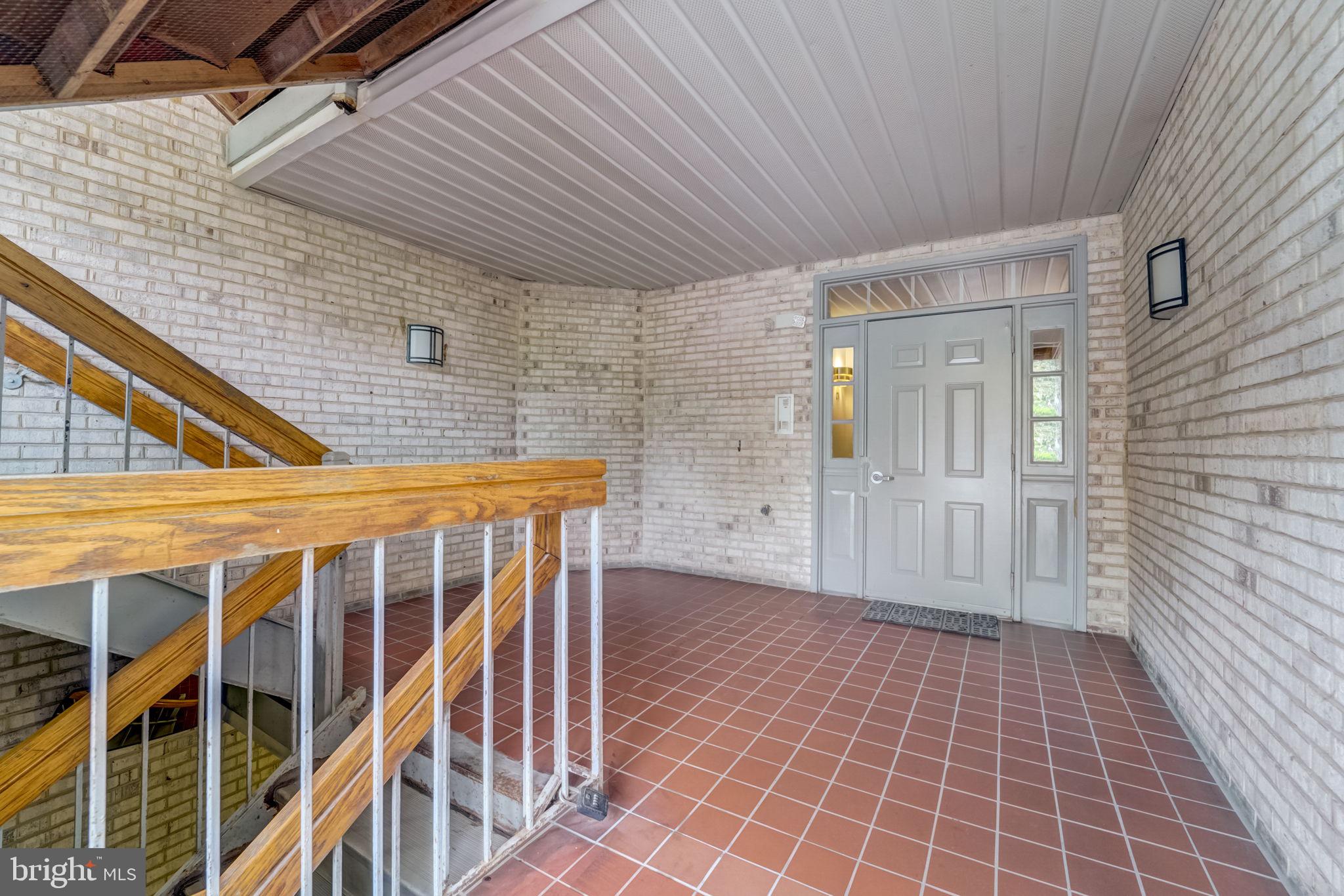 THE VINEYARDS - Residential Lease