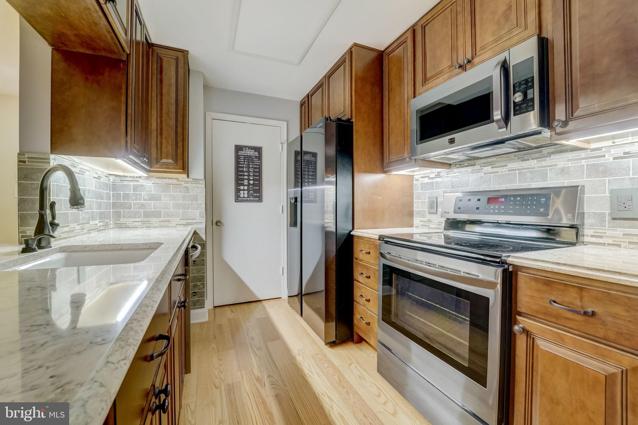 THE VINEYARDS - Residential Lease