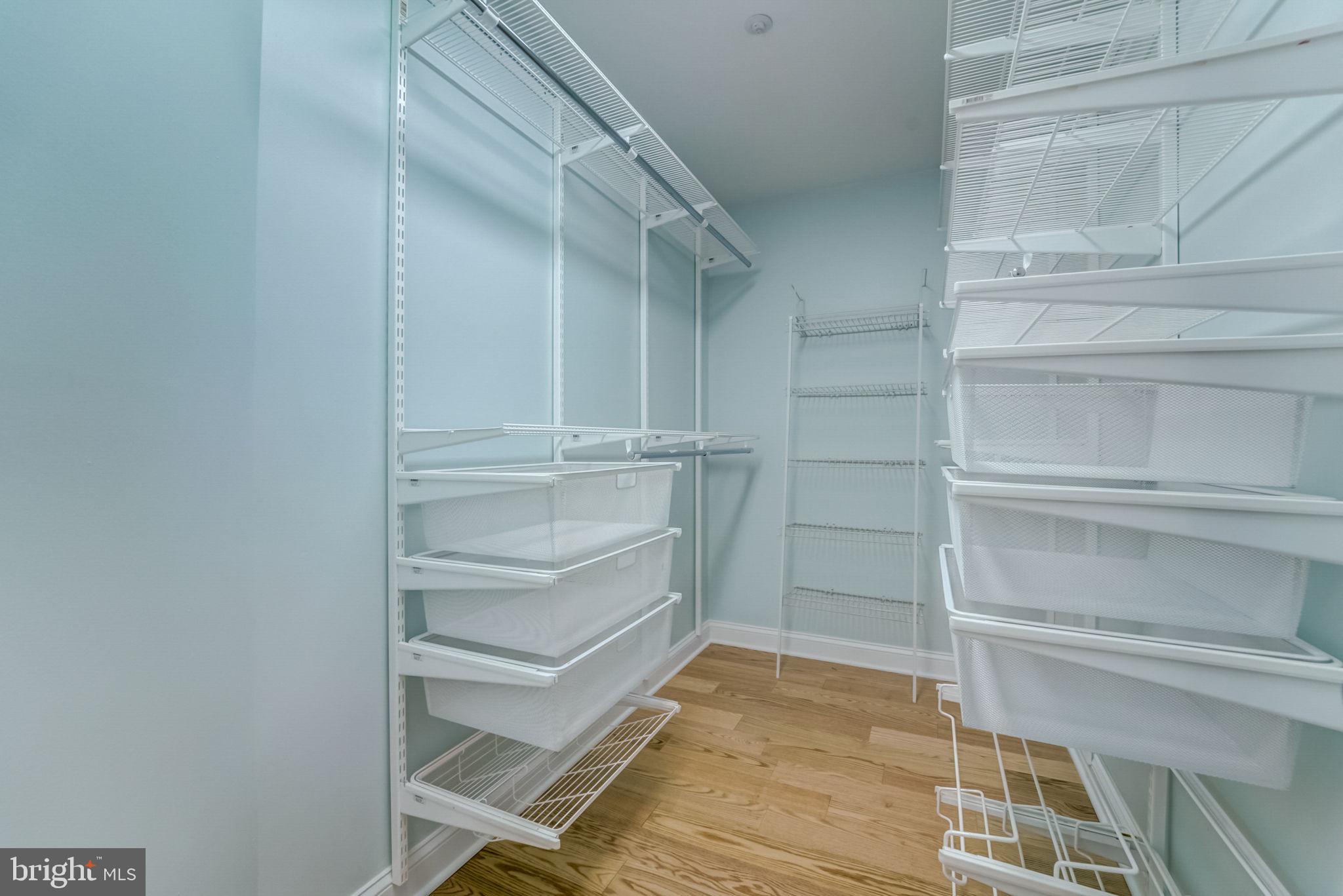 THE VINEYARDS - Residential Lease