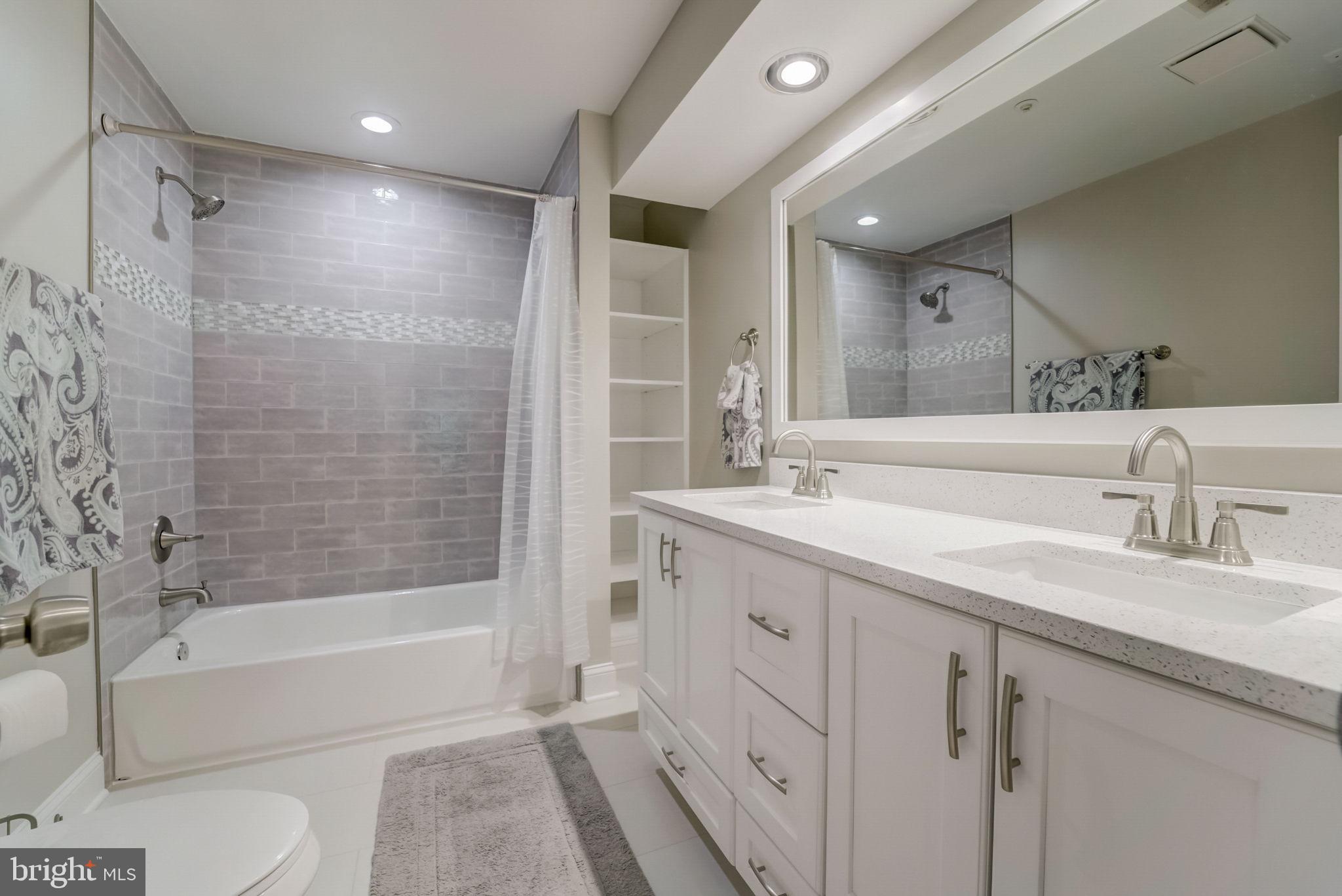 THE VINEYARDS - Residential Lease