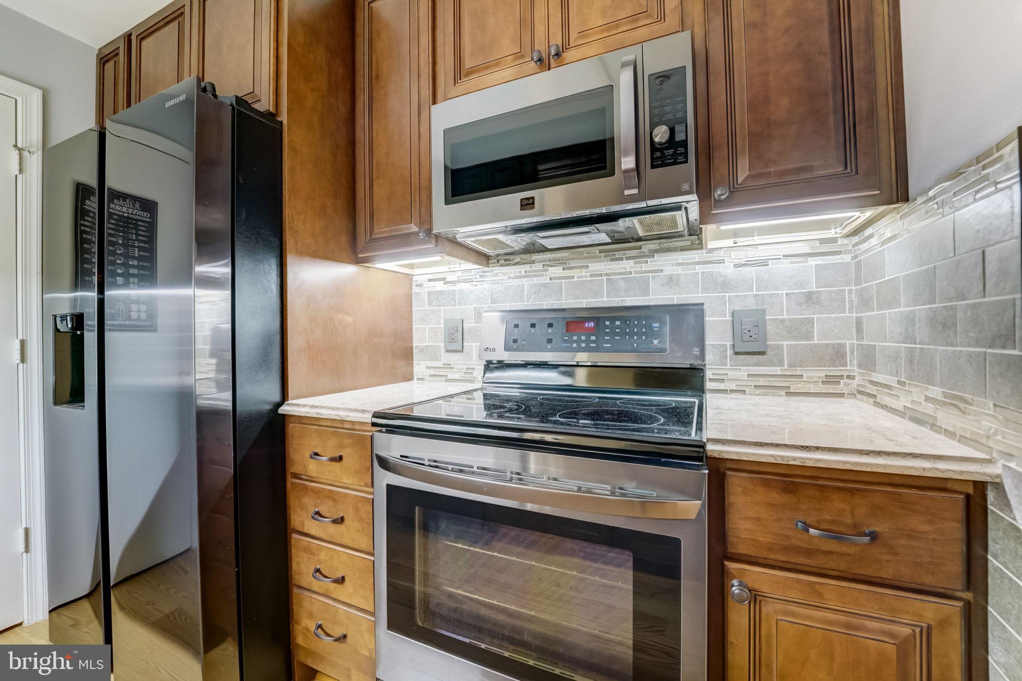 THE VINEYARDS - Residential Lease