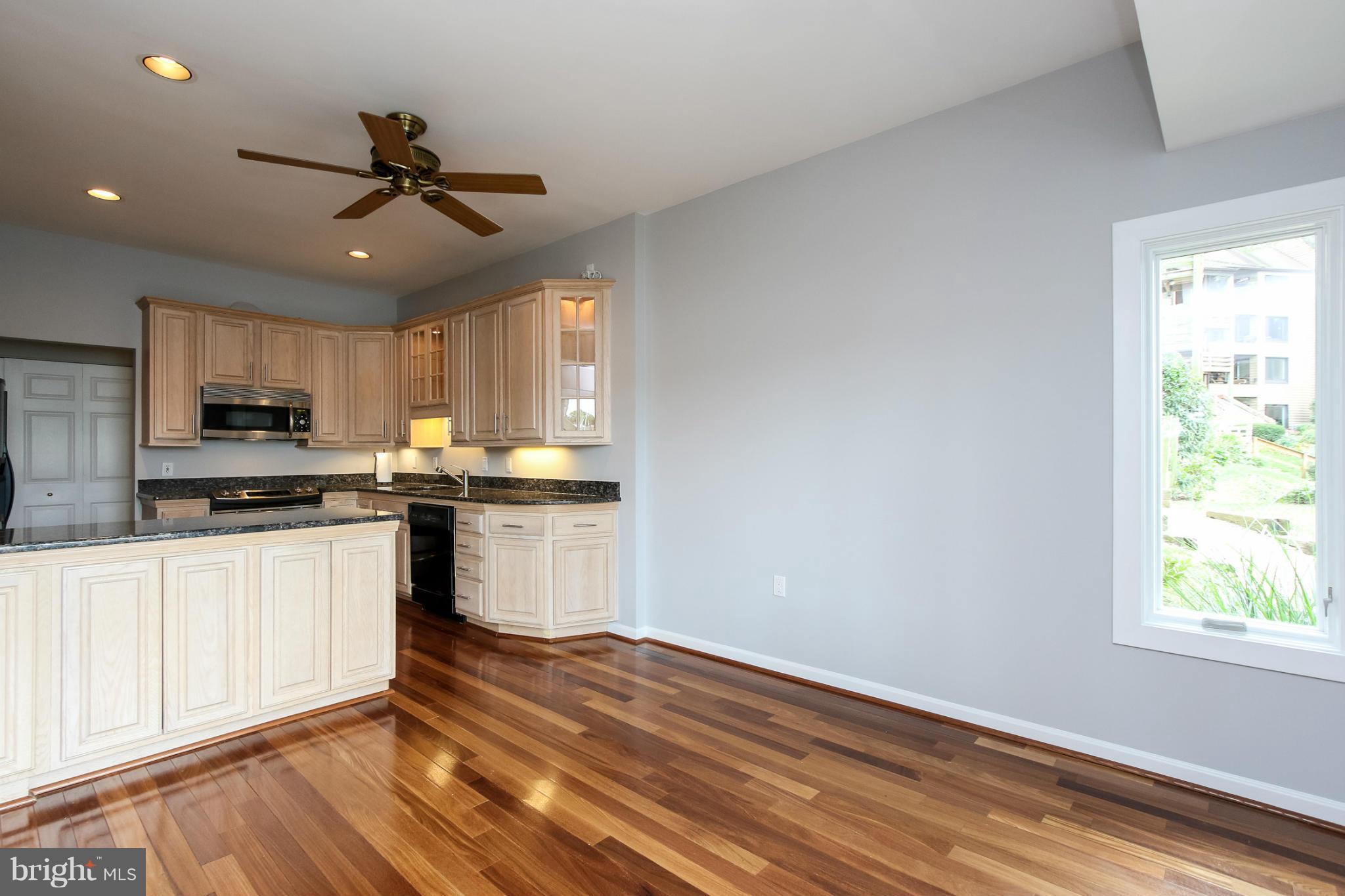 THE POINT CONDO - Residential