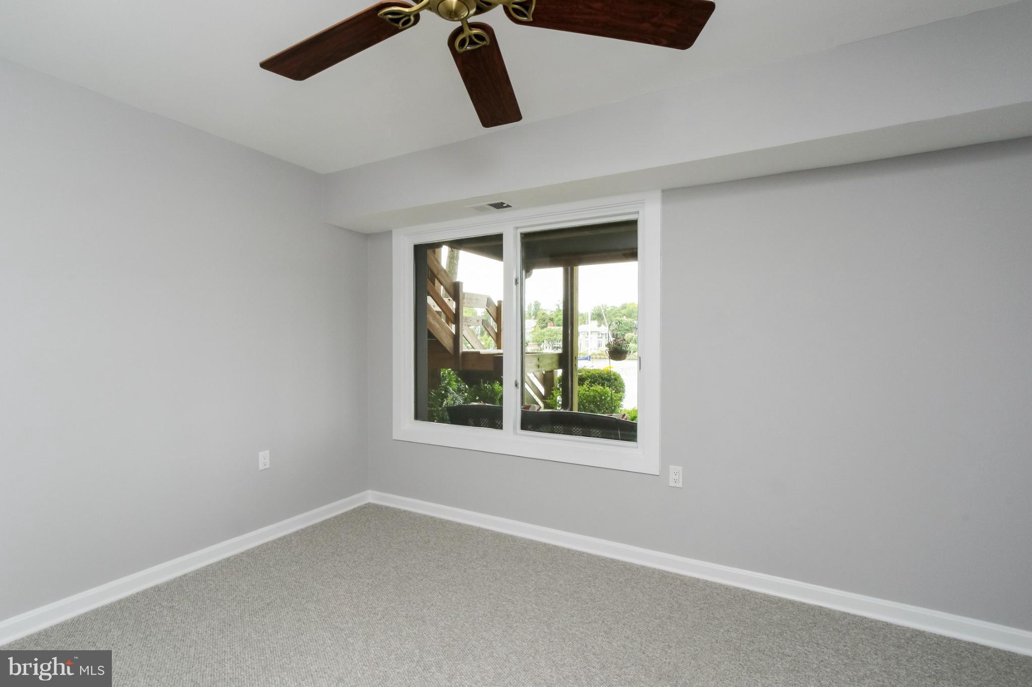 THE POINT CONDO - Residential