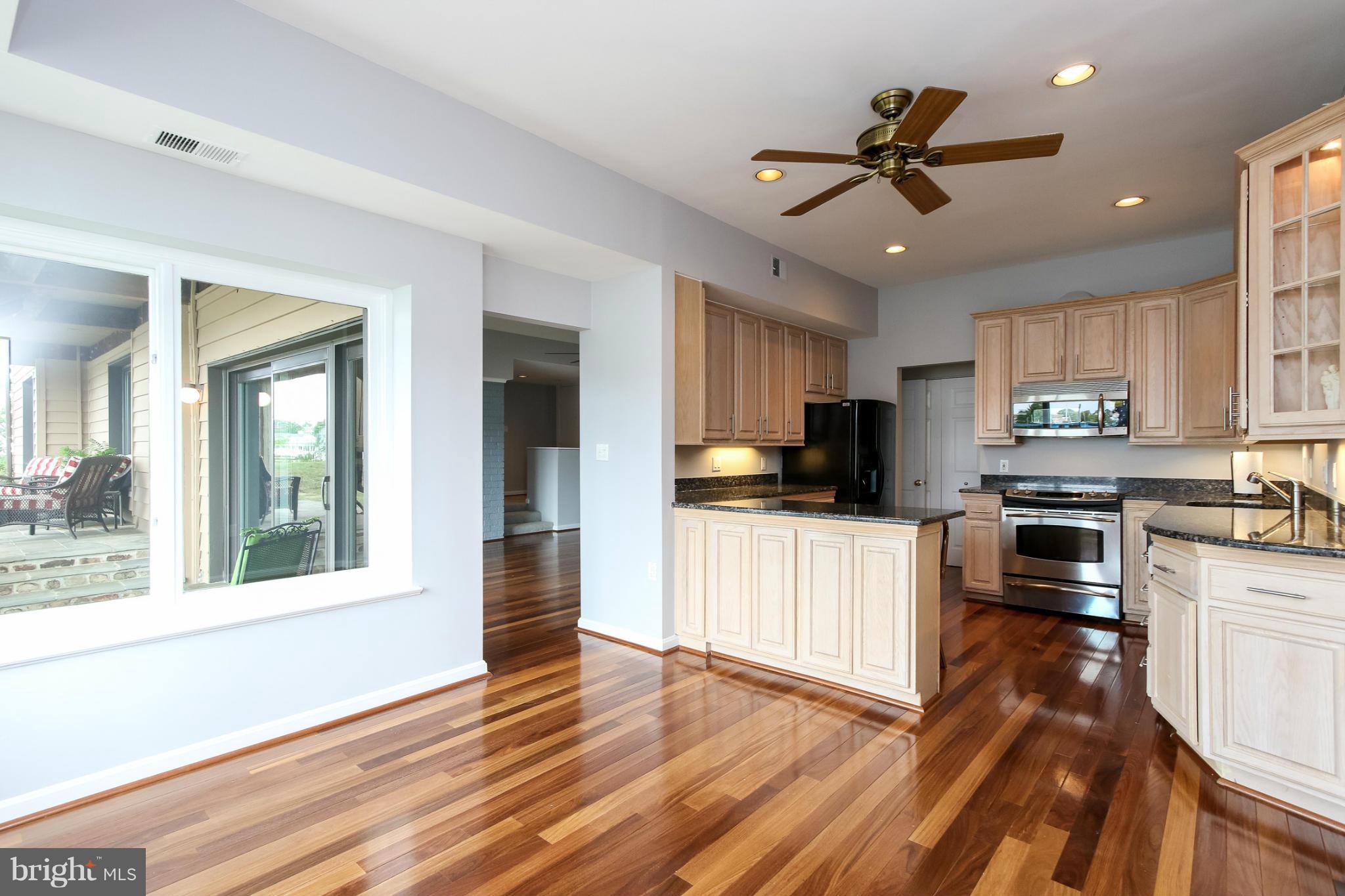 THE POINT CONDO - Residential