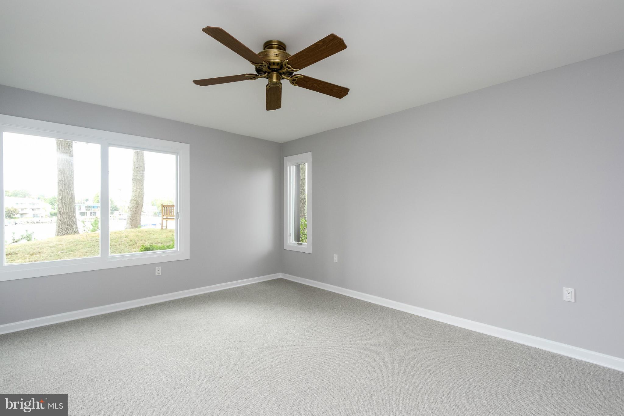 THE POINT CONDO - Residential