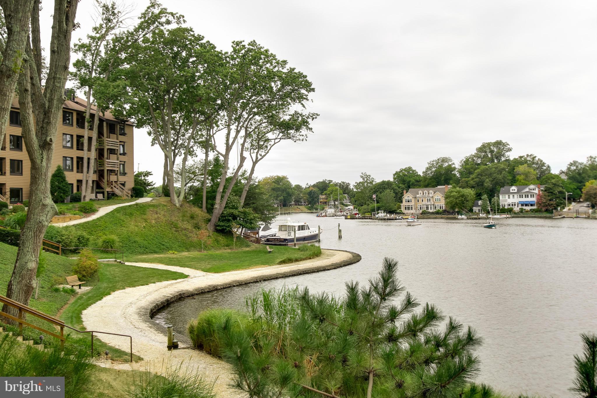 THE POINT CONDO - Residential