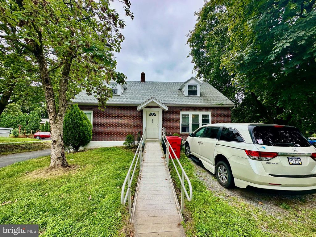 Photo of 602 E Maple Street, LEBANON, PA 17046 (MLS # PALN2022094)