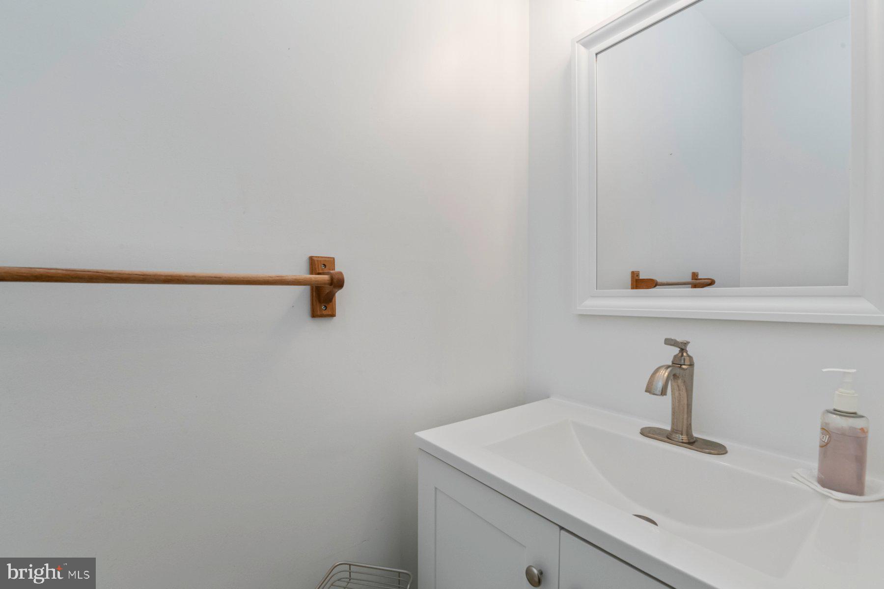 MONTPELIER - Residential