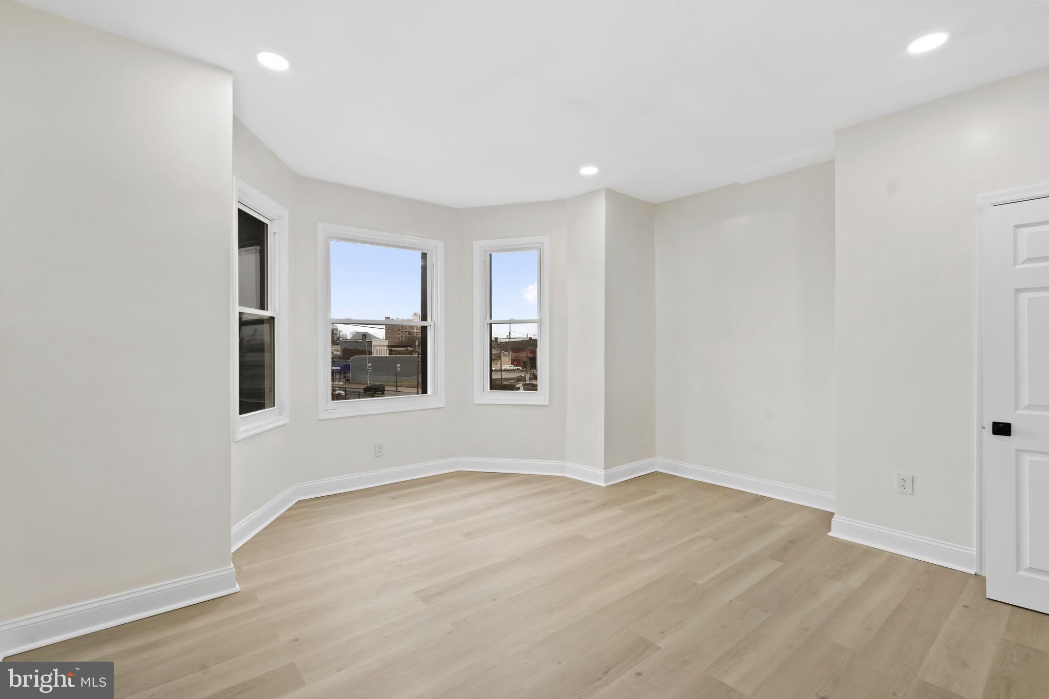 COBBS CREEK - Residential