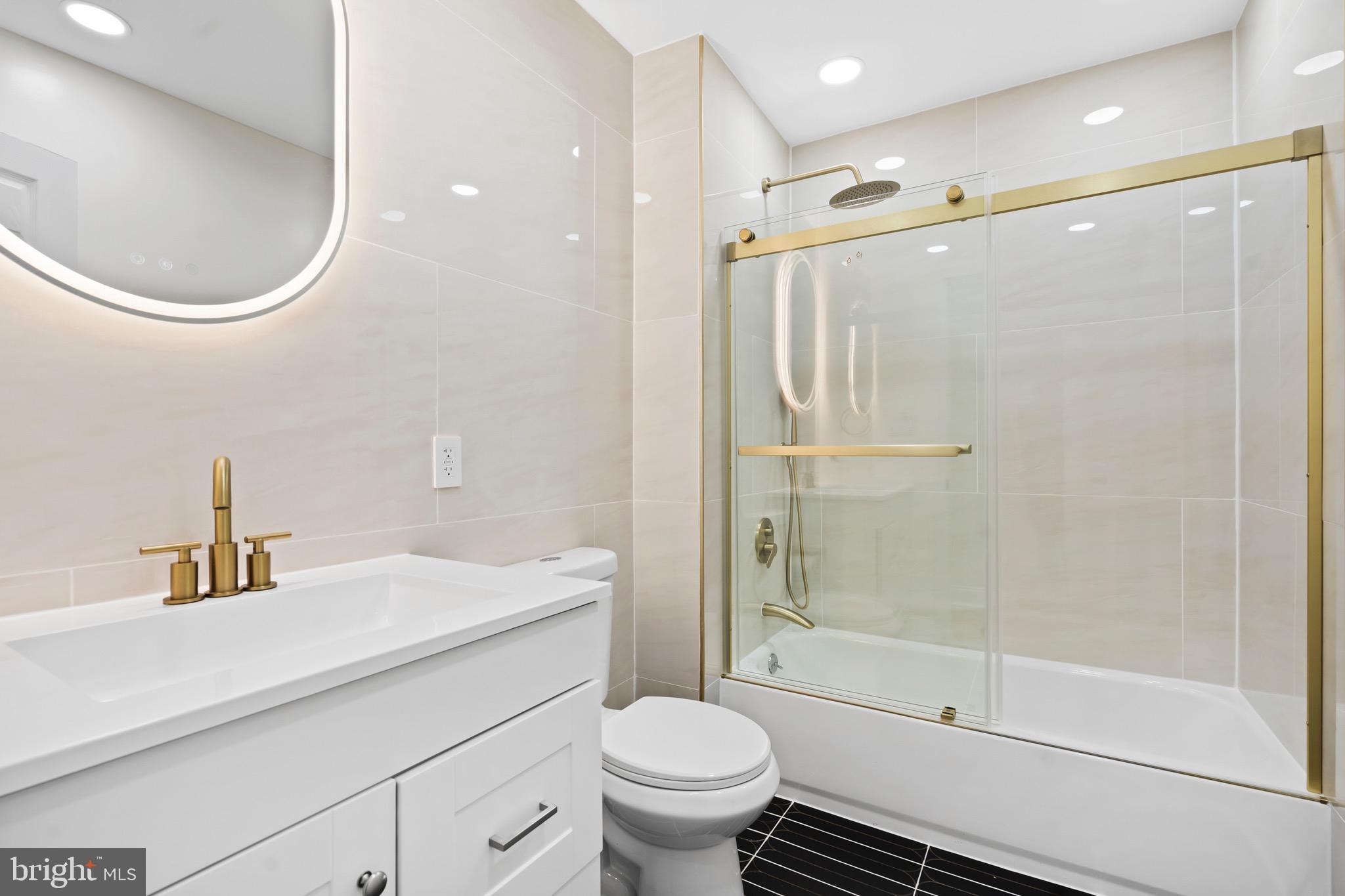 COBBS CREEK - Residential